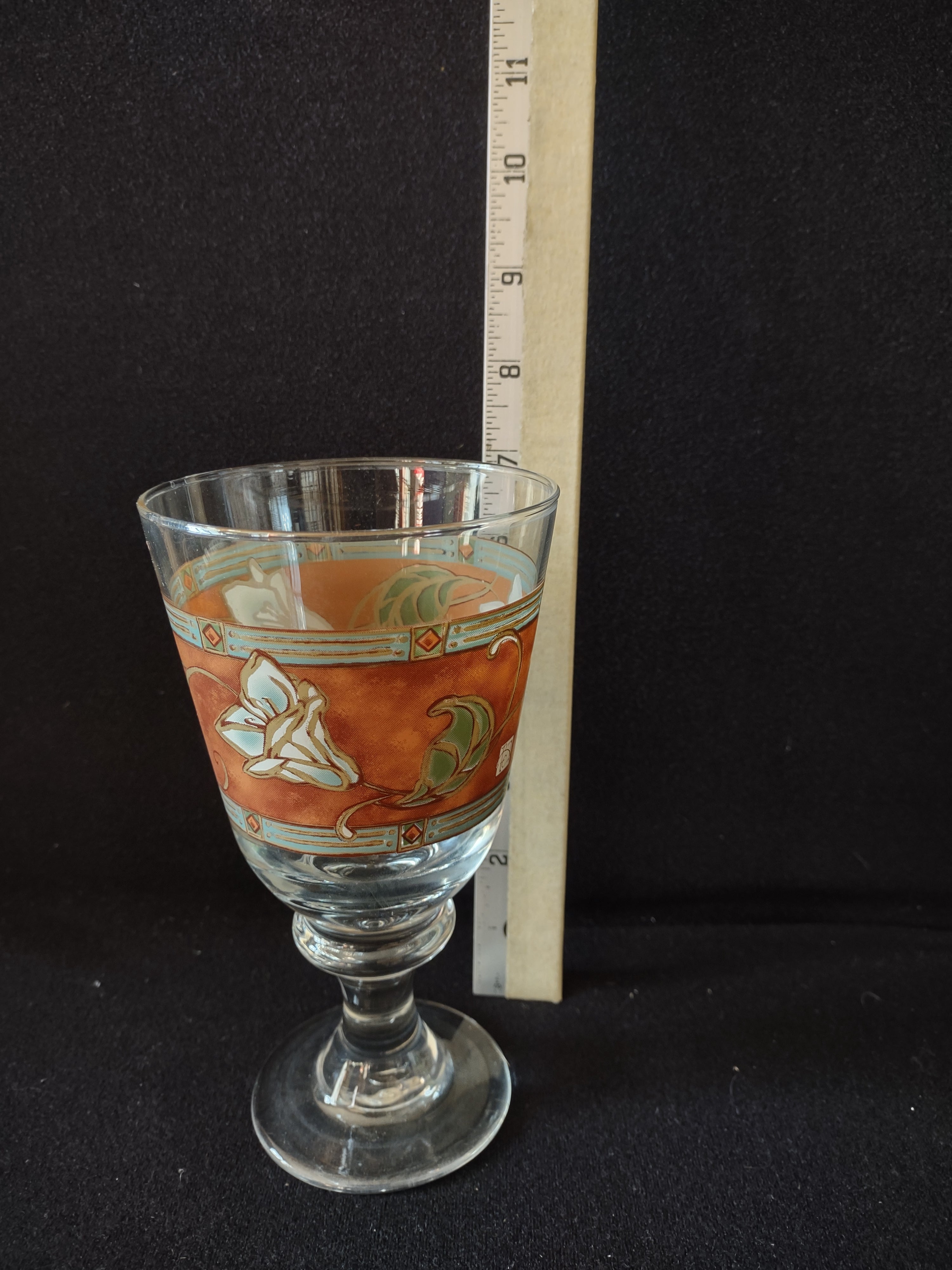 Vintage Pfaltzgraff USA Water Goblet Mission Flower (lot 5266)