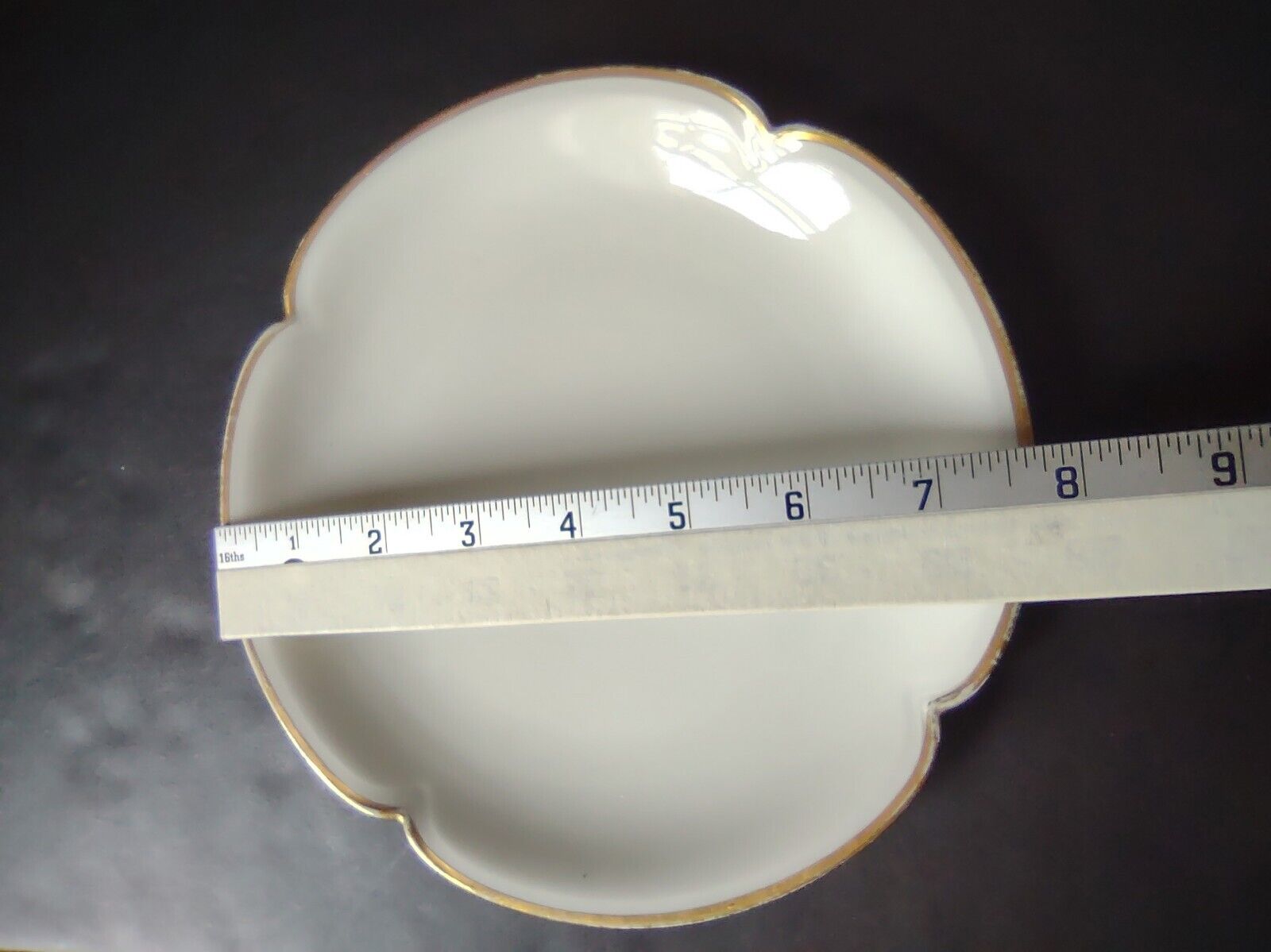 GDA Limoges France Porcelain White Dessert Plate Gold Trim (lot 671)