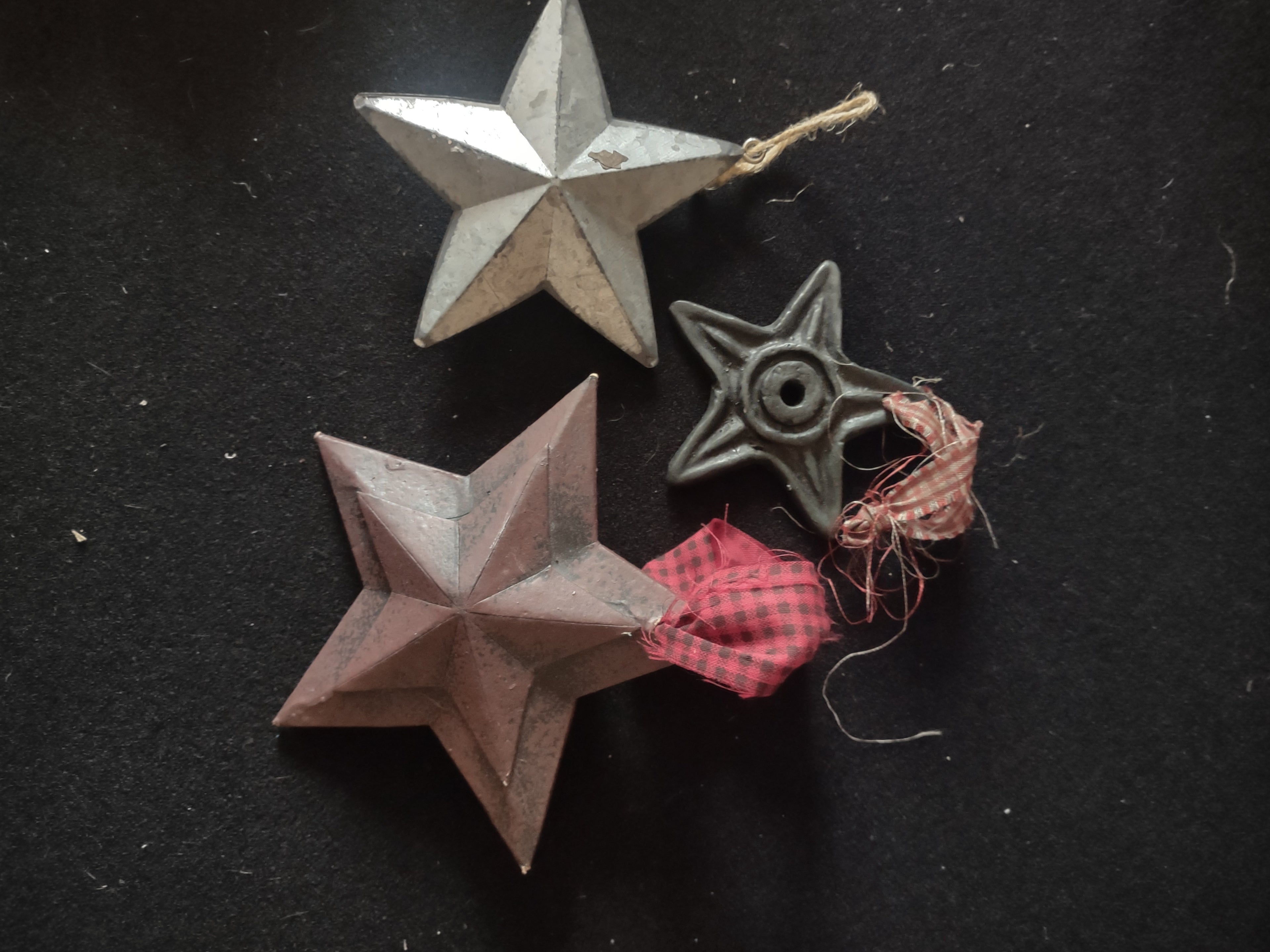 Christmas Seasonal Assortment 5 Stars Ornaments Santa Claus Greeting (Lot 4649)