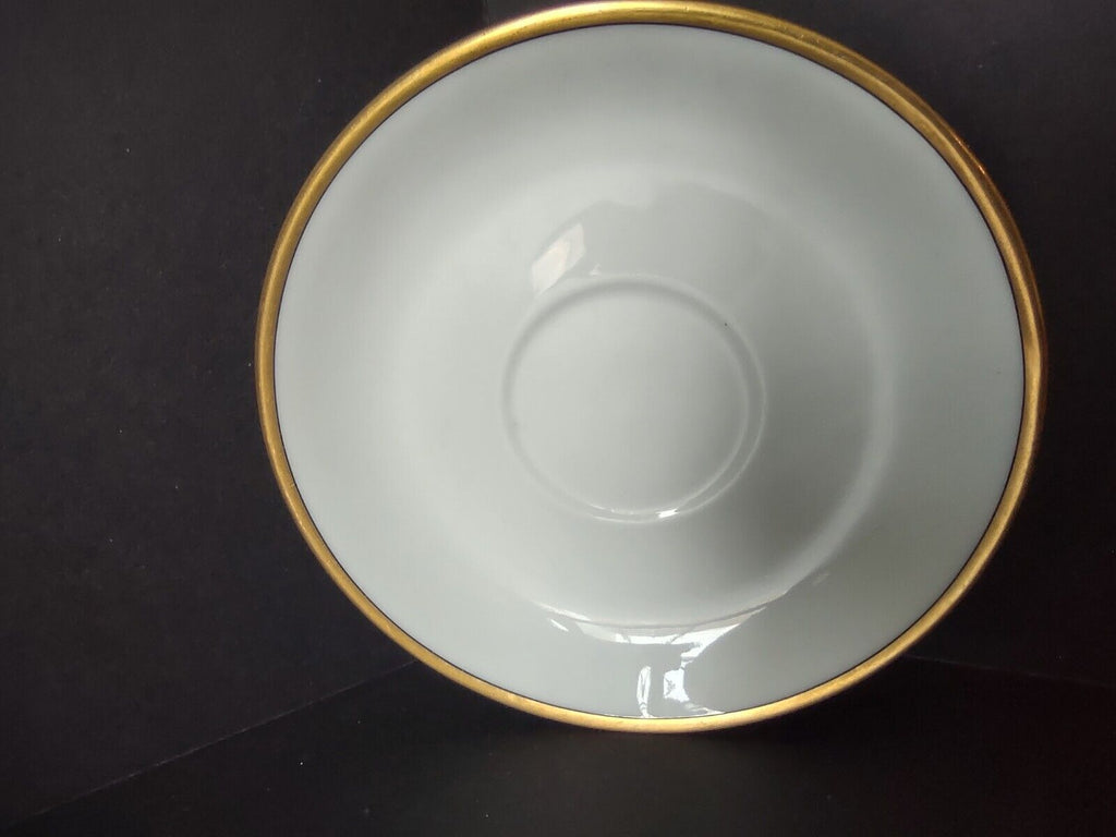 Haviland Limoges France Black & Gold Trim White 5-1/2" Saucer (lot 678)