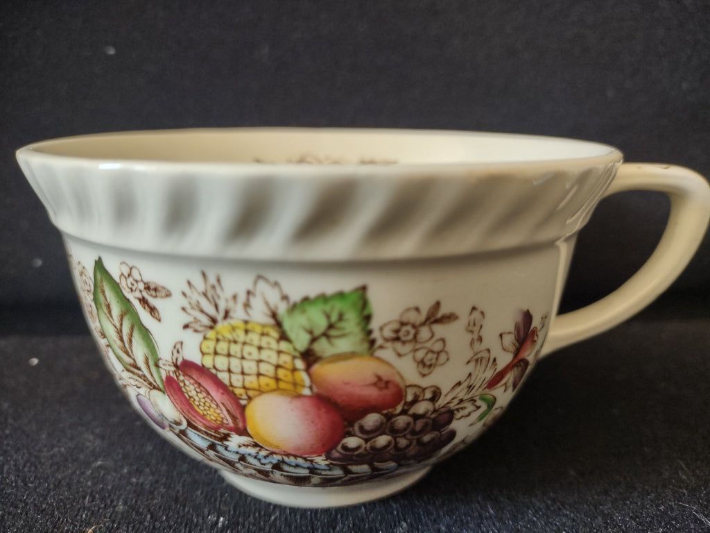 Vintage Johnson Bros Pomona Ironstone England Teacup x 2 (lot 5617)