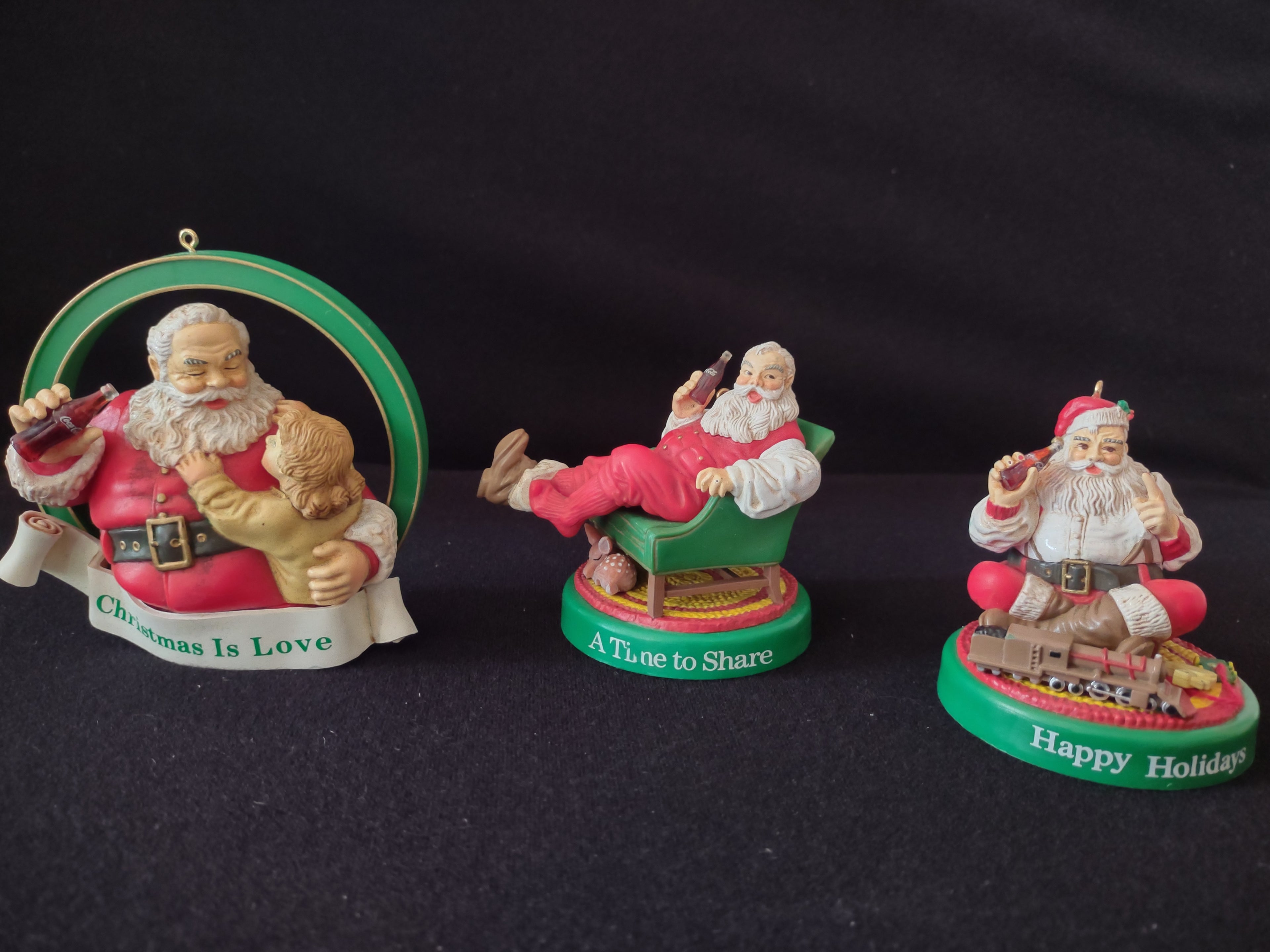 Vintage Trim a Tree Coca-Cola Set of 3 Santa Ornaments 1991 (lot 3234)