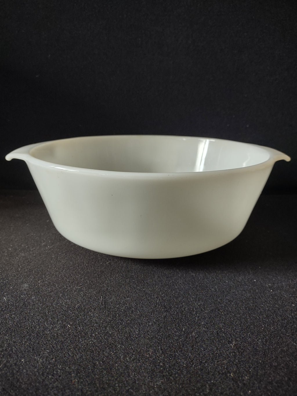 Vintage White Milk Glass 10 " Casserole Dish (Lot 5241)