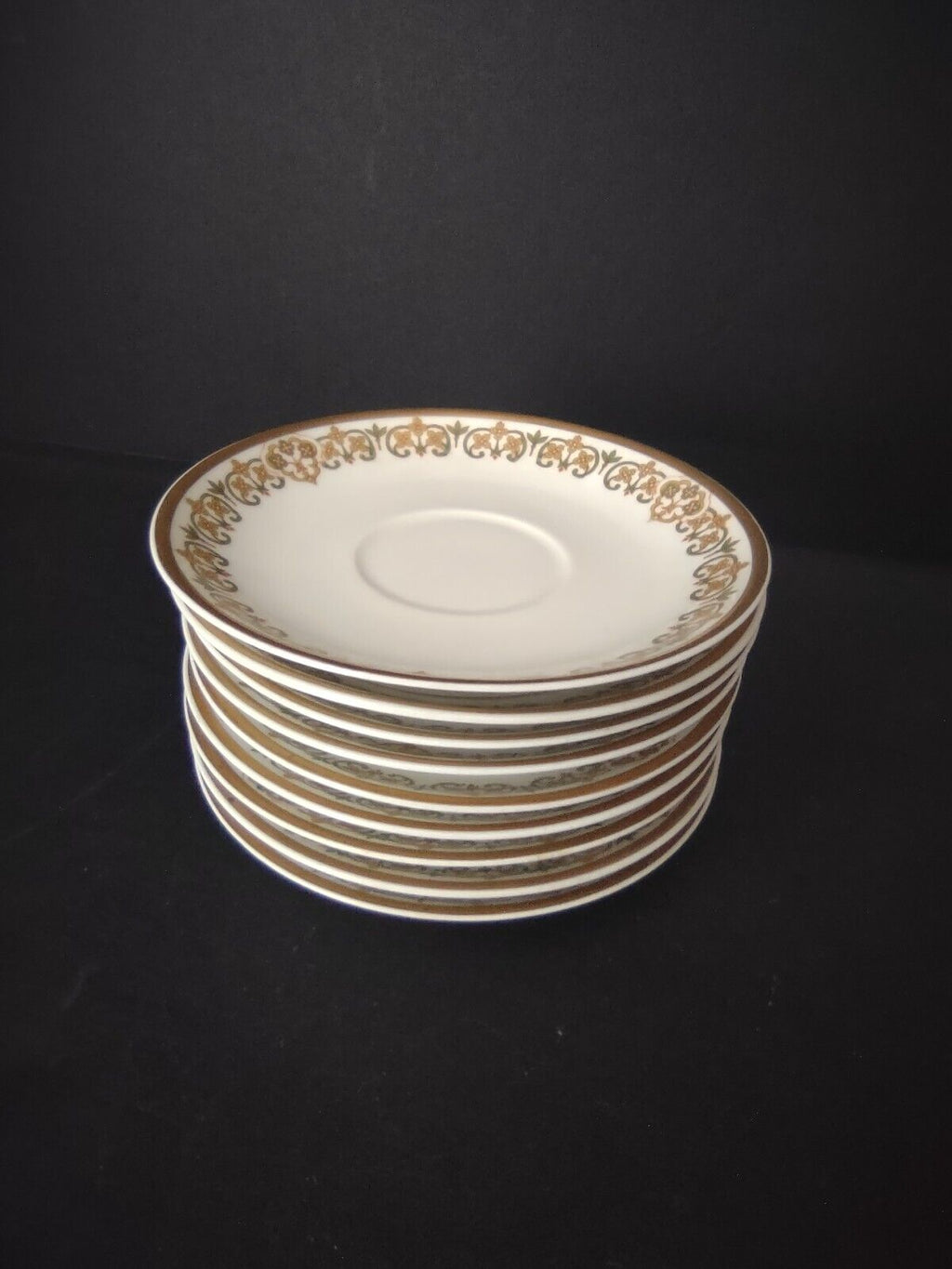 Haviland Limoges 7 x Saucer 5-1/2" Four Leaf Flower Green Red (lot 529)