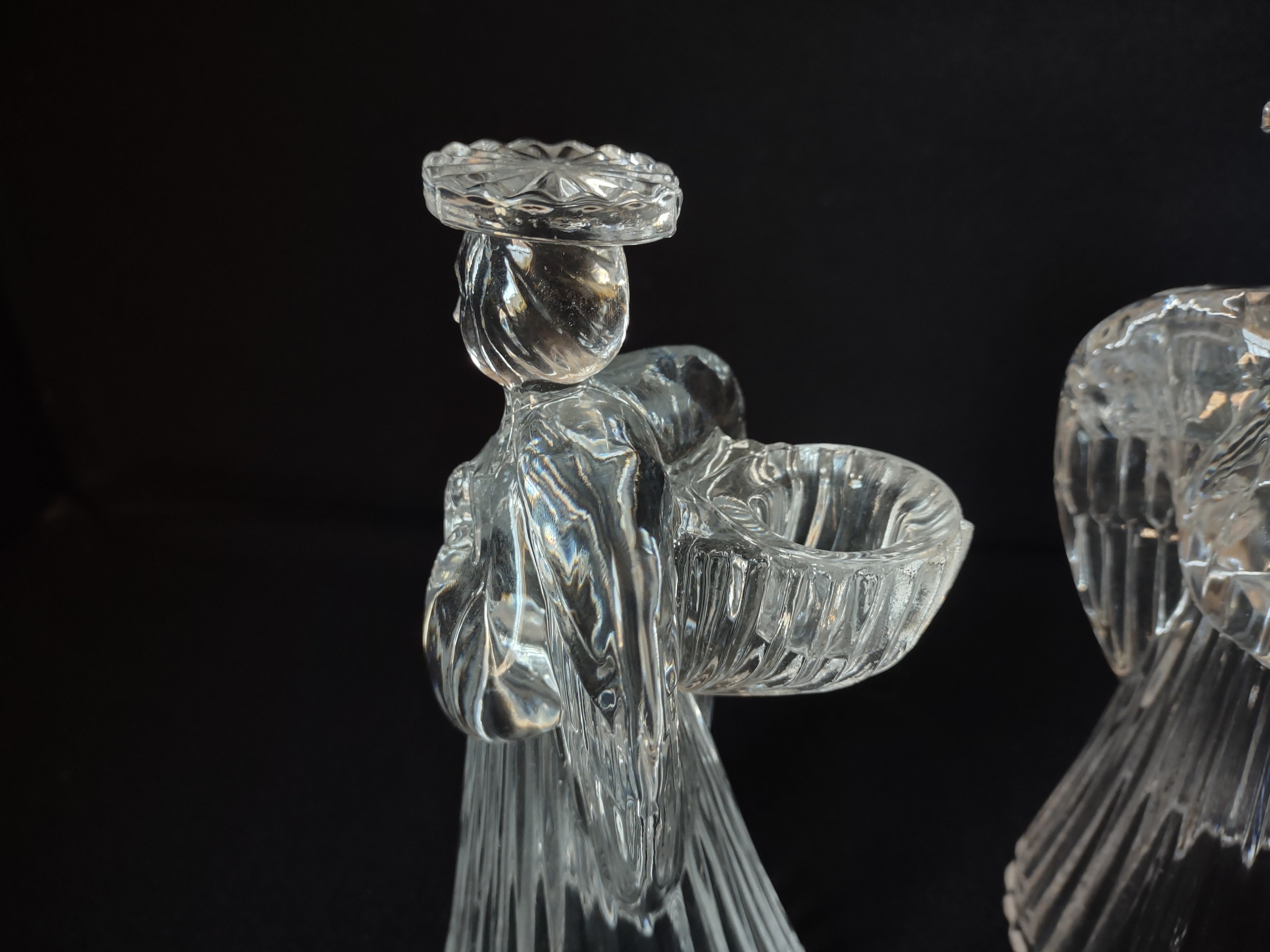 Christmas Set of 2 Glass Angels Candle Holders (lot 1577)