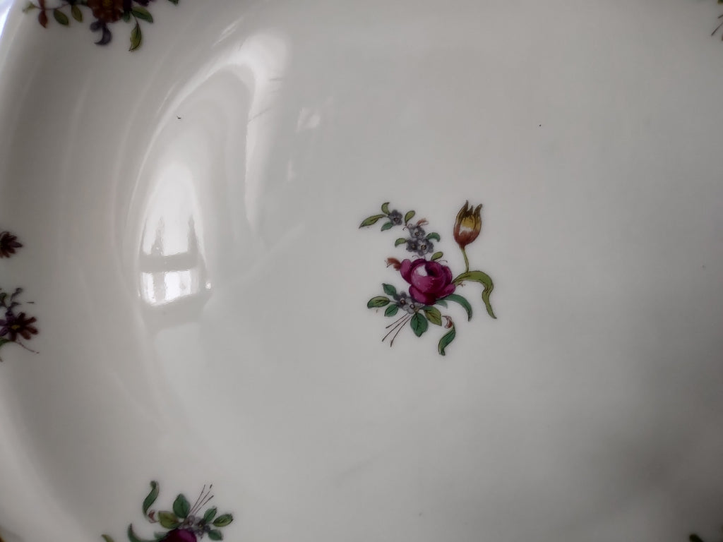 Haviland Limoges Dinner Plate Peony Flower Cream Color (lot 926)