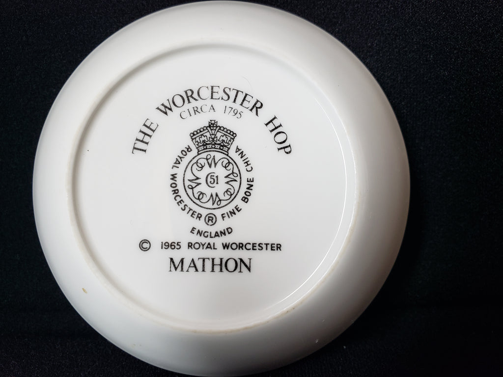Vintage Royal Worcester Hop Mathon Small Dish 3-7/8" (lot 2089)