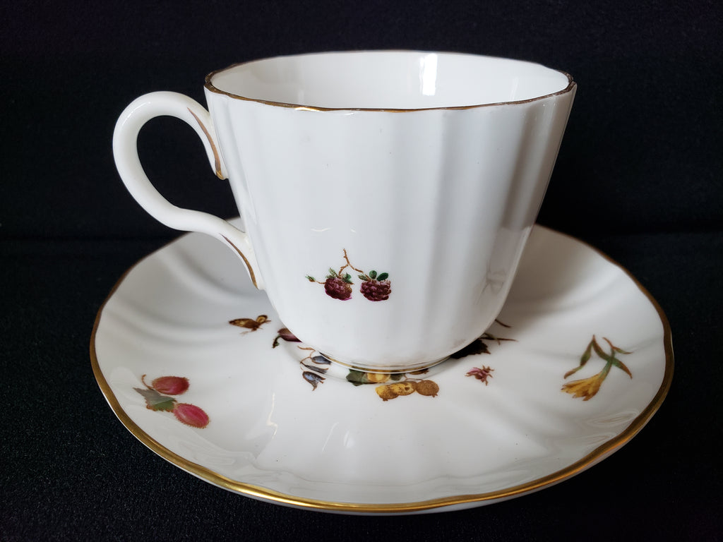 Vintage Royal Worcester Delecta Tea Cup (lot 2101)