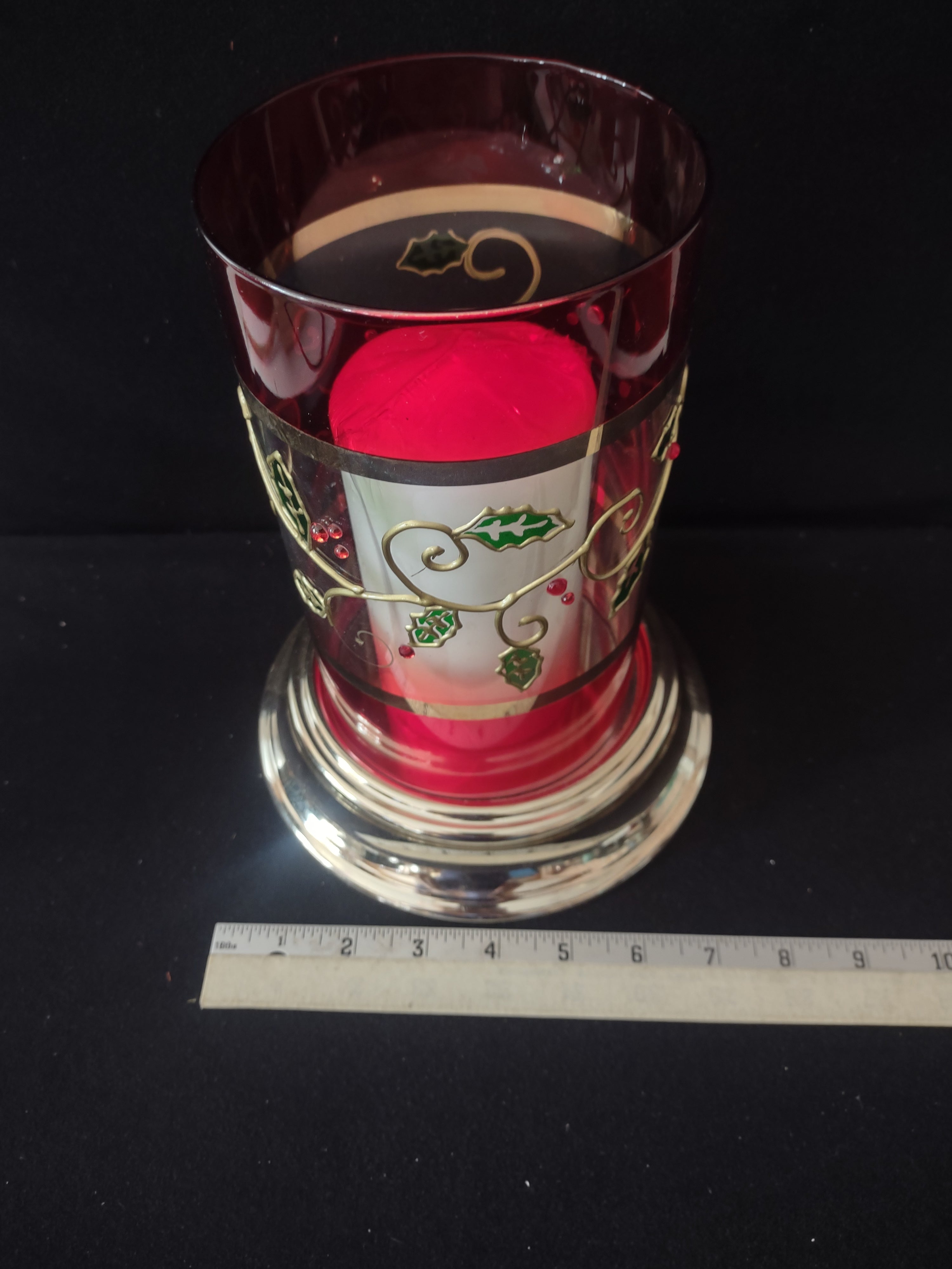 Christmas Hurricane Lamp Holly Berry Leaf 6" Candle Metal Platform (Lot 3571)