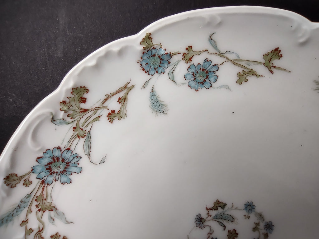 Haviland Limoges Dessert Plate Blue Flower French Chic (lot 994)