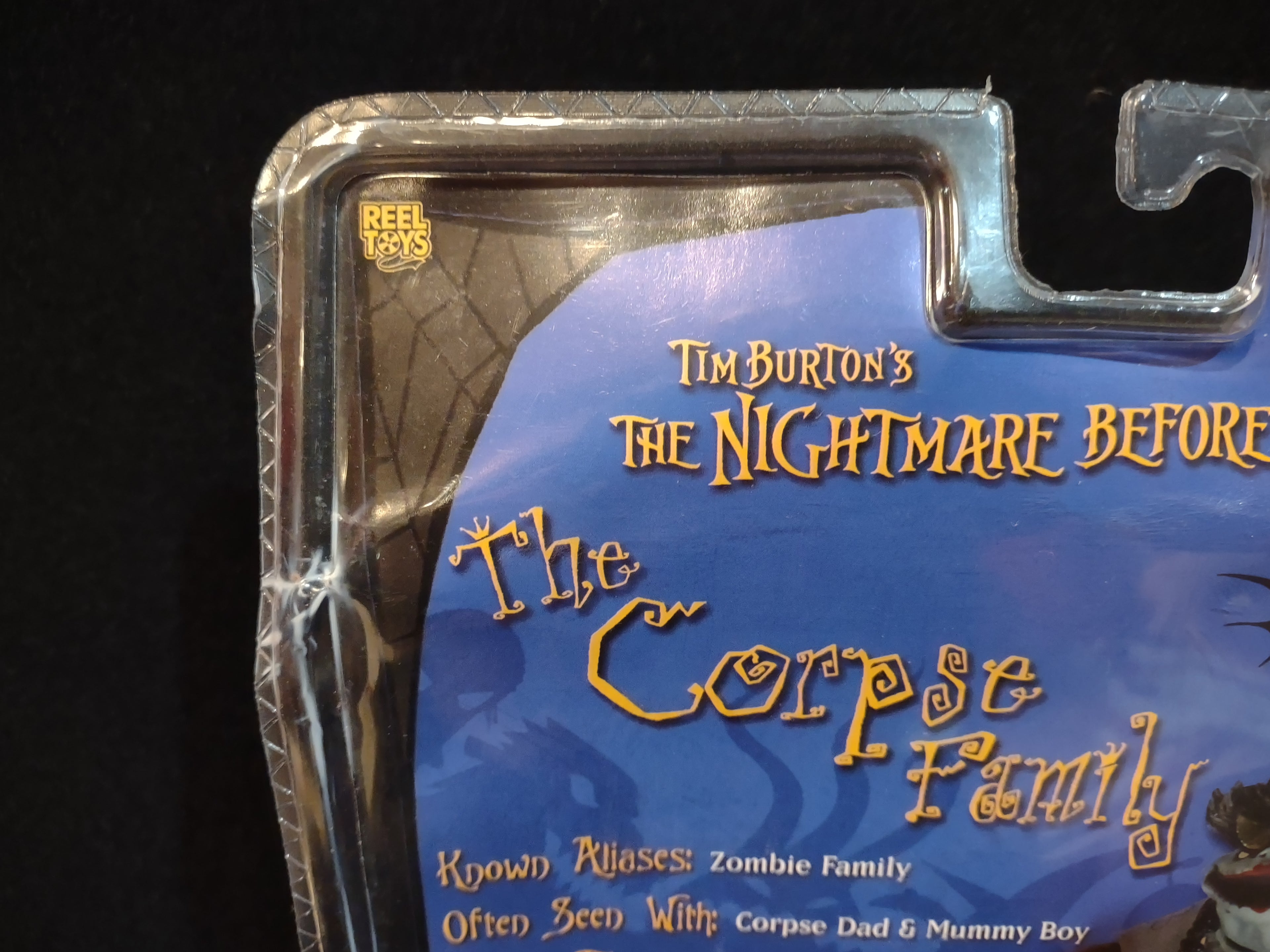 The Nightmare Before Christmas Corpse Family Leash Present Series 6 (lot 4583)