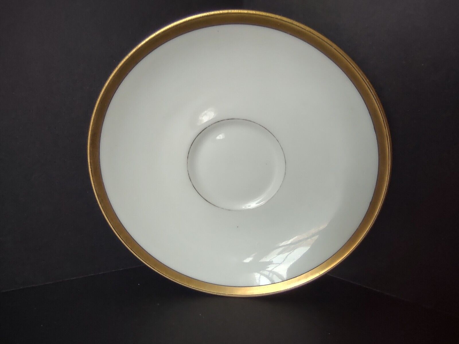 Haviland Limoges France Black & Gold Trim White 5-3/4" Saucer (lot 679)