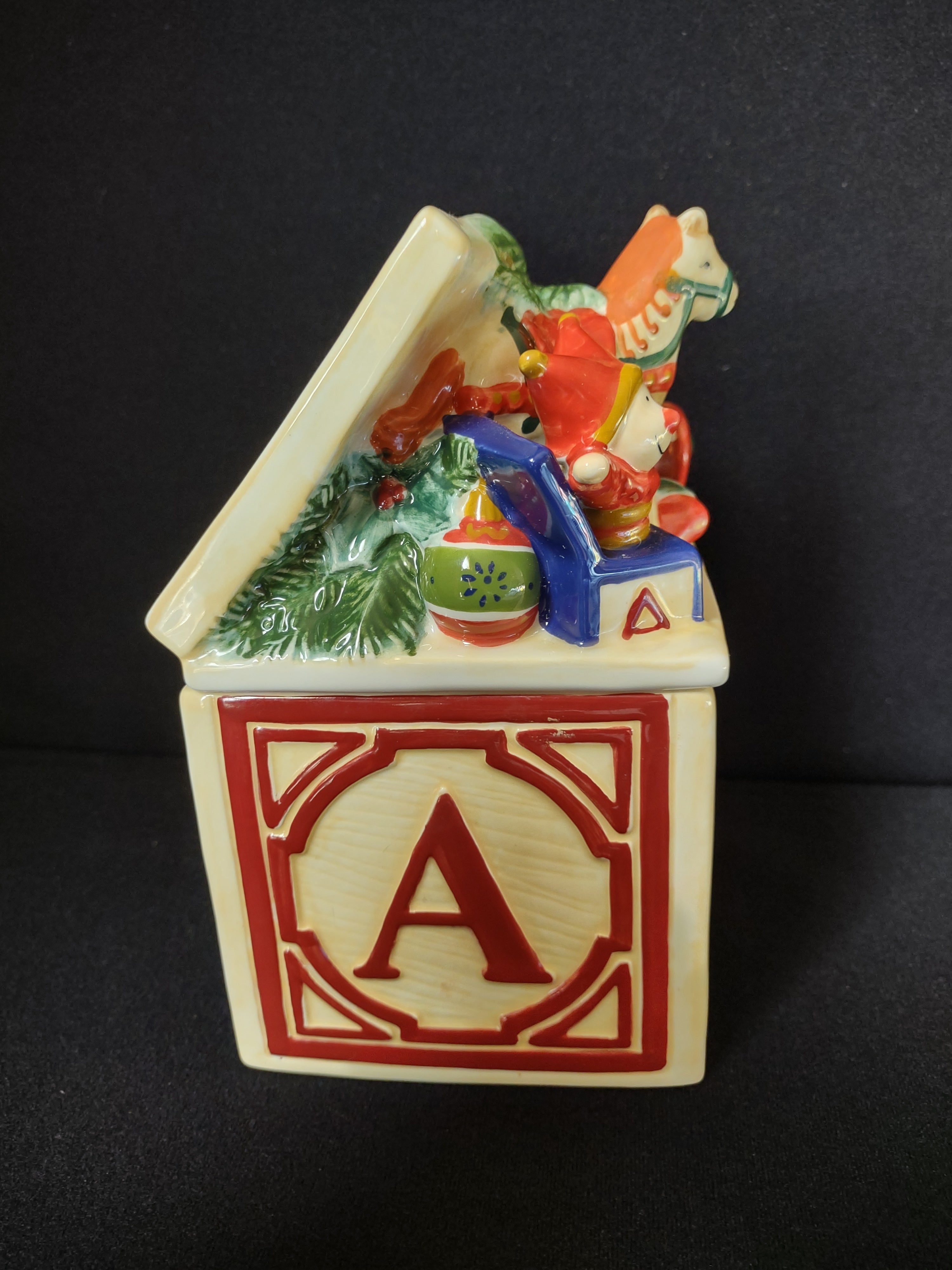 Christmas Pfaltzgraff ABC Block Candy Dish (lot 1518)