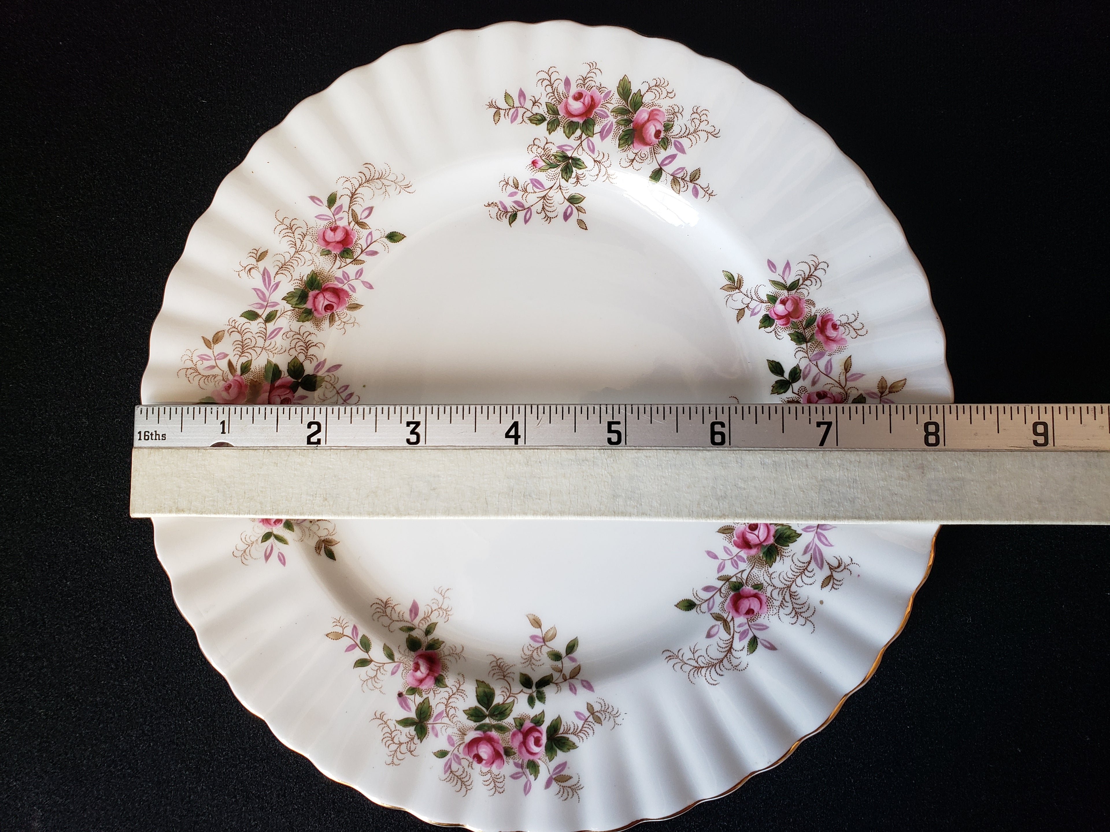 Vintage Royal Albert Salad Plate Lavender Rose 8-1/4" Bone China(lot 2045)