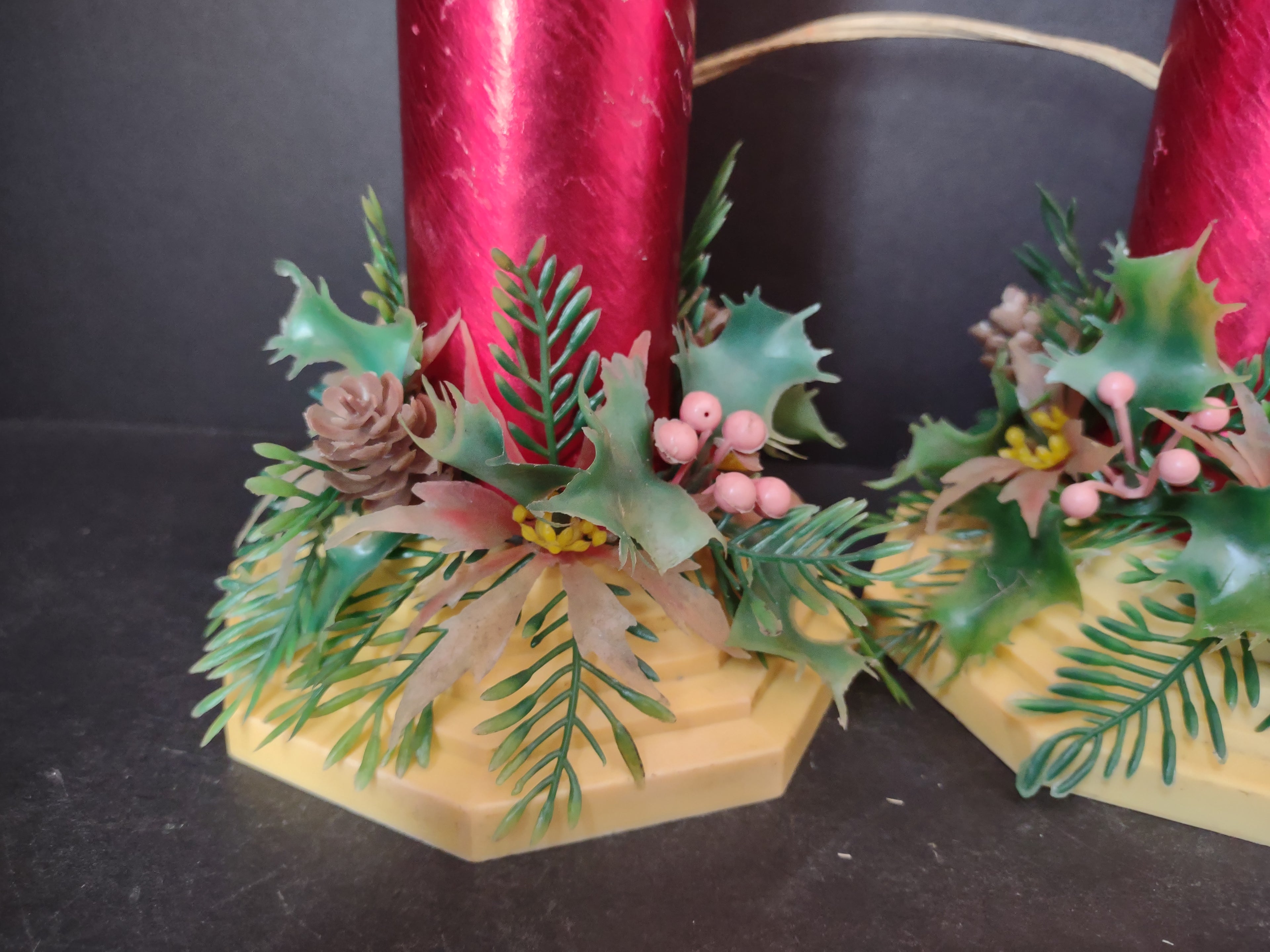 Vintage MCM 12" Red Foil Christmas Pillar Candle Electric (lot 3052j)