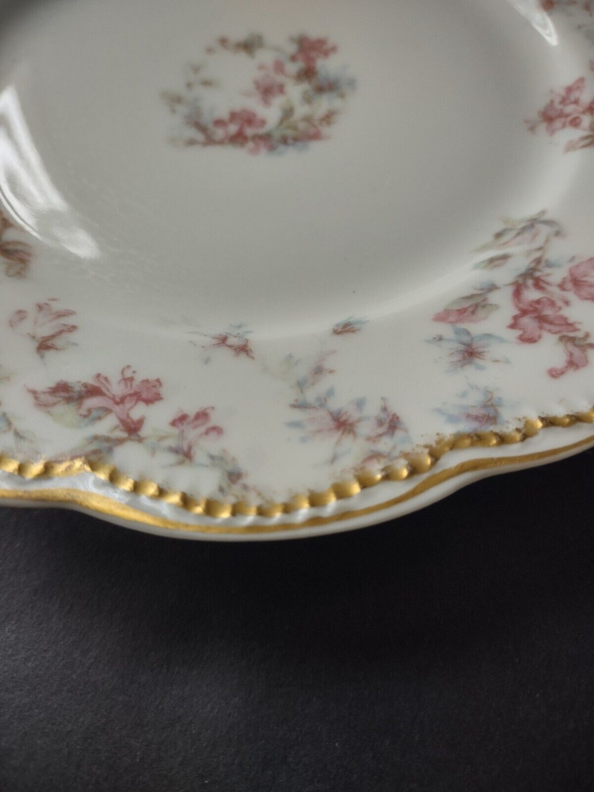 Haviland Limoges France Double Gold Trim Dessert Plate Flower (lot 635)