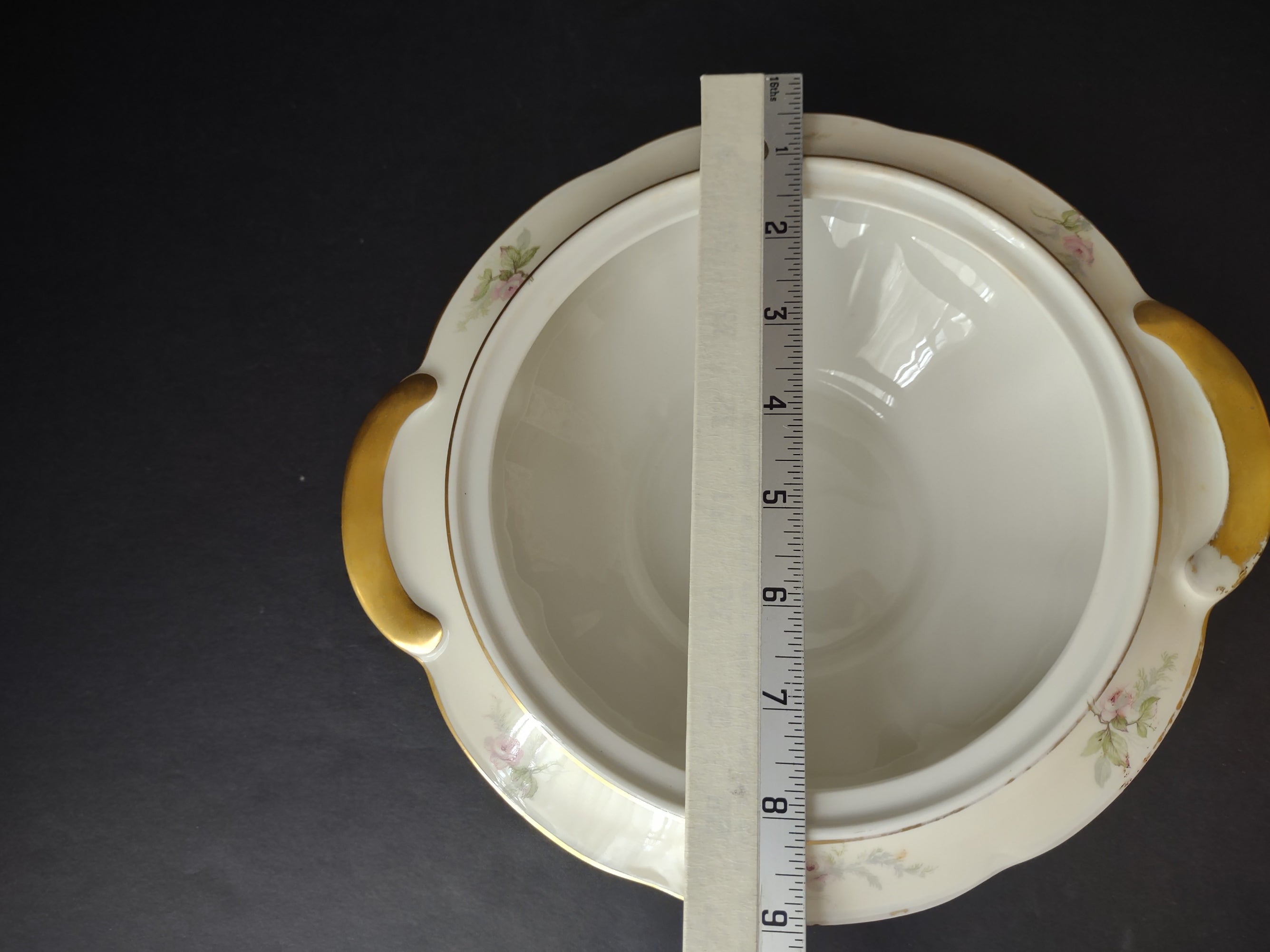 Haviland Limoges Round Soup Tureen Serving Bowl NO LID Roses (lot 820)