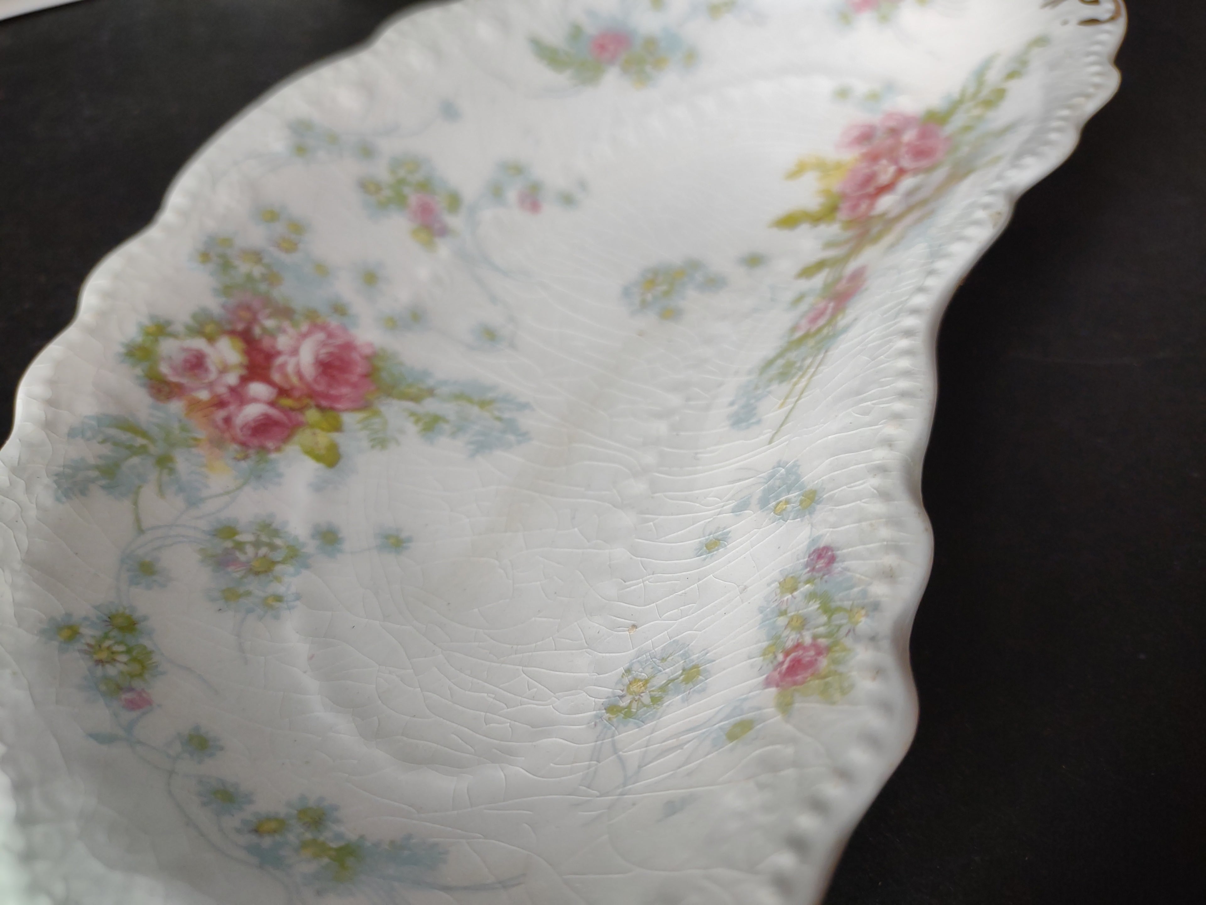Vintage England Bone Side Salad Dish x 3 Roses Cottage Style CRAZING (lot 5667)