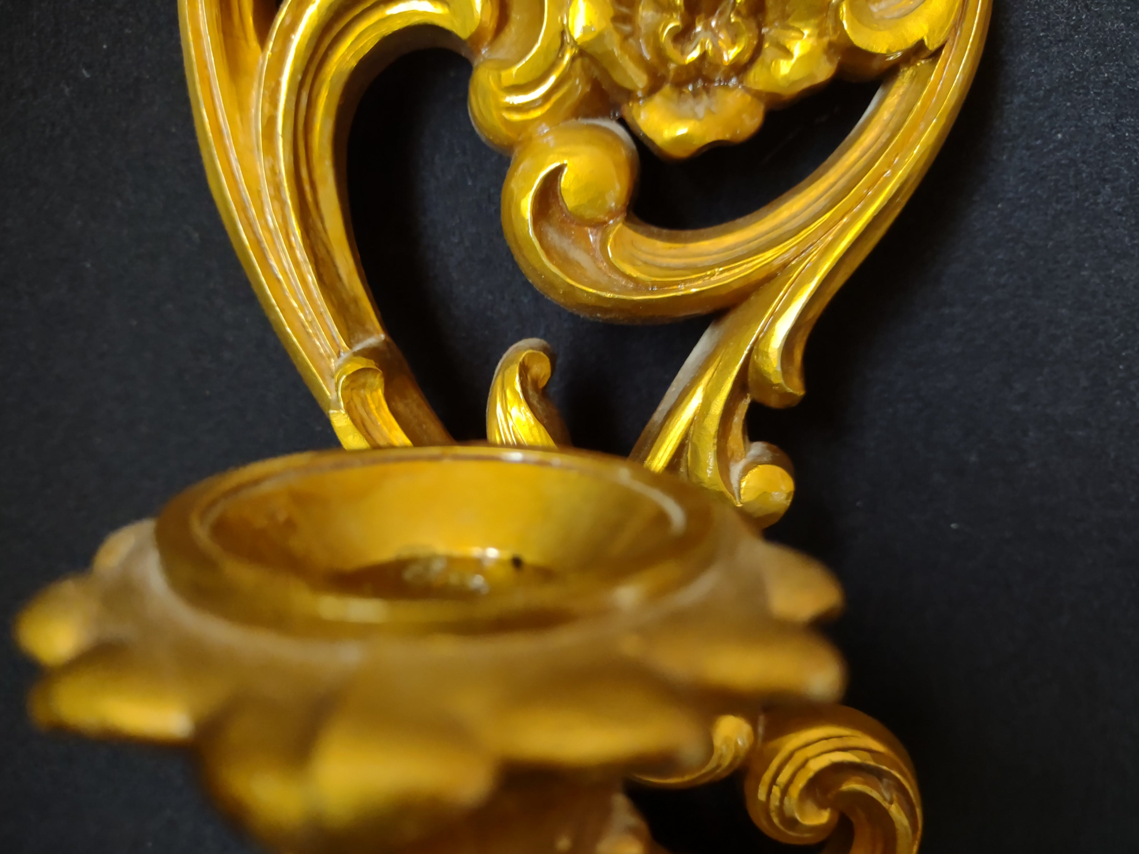 Vintage Syroco Wall Sconce Candle Holder Plastic Regency Ornate Golden (lot 1611)