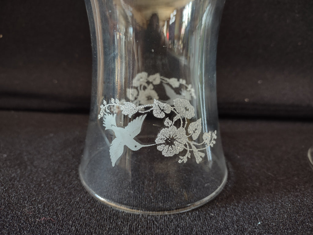 Vintage Homco Hummingbird Etched PEG Clear Sconce Votive Holder x 2 (lot 5398)