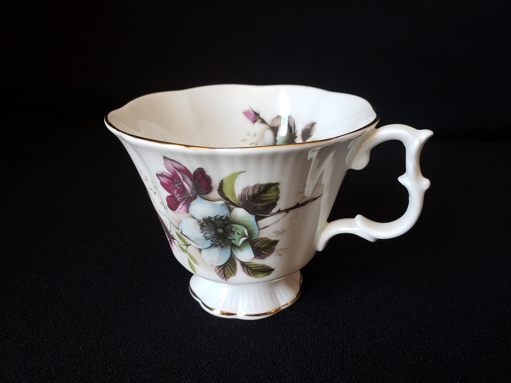 Vintage Royal Albert Magnolia Tea Cup ONLY (lot 2035)