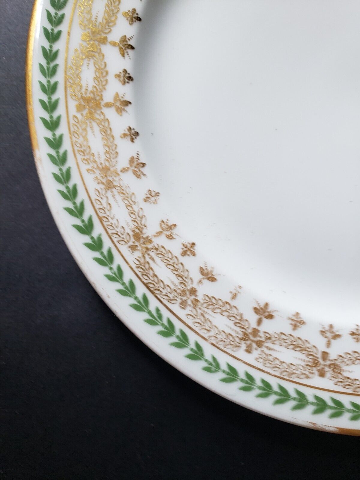 JP Limoges France Gold Trim Green Laurel Dessert Plate 7-1/2" (584)
