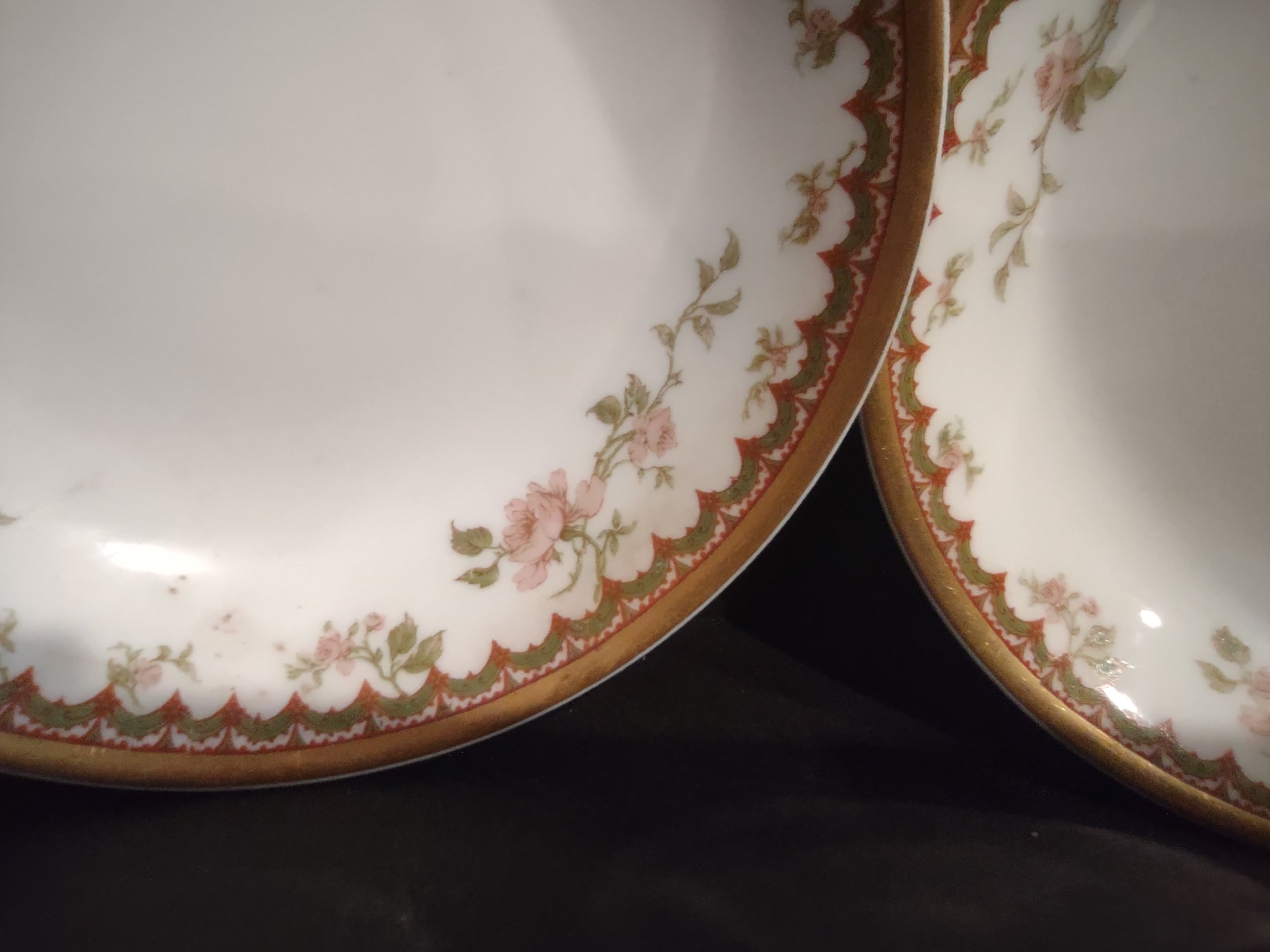 Haviland Limoges French Chic Rose Maroon Green 2 x Cranberry Bowl (lot 1092)