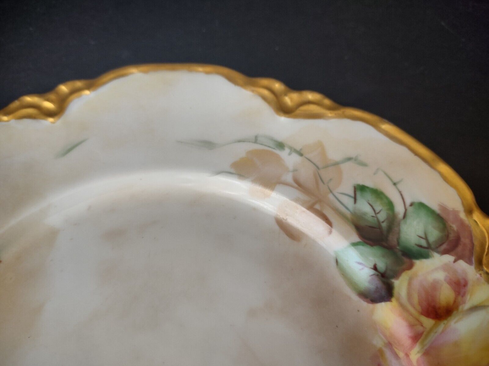 Haviland Limoges Heavy Gold Trim White Yellow Rose Cabinet Plate 8-1/2" (lot 473