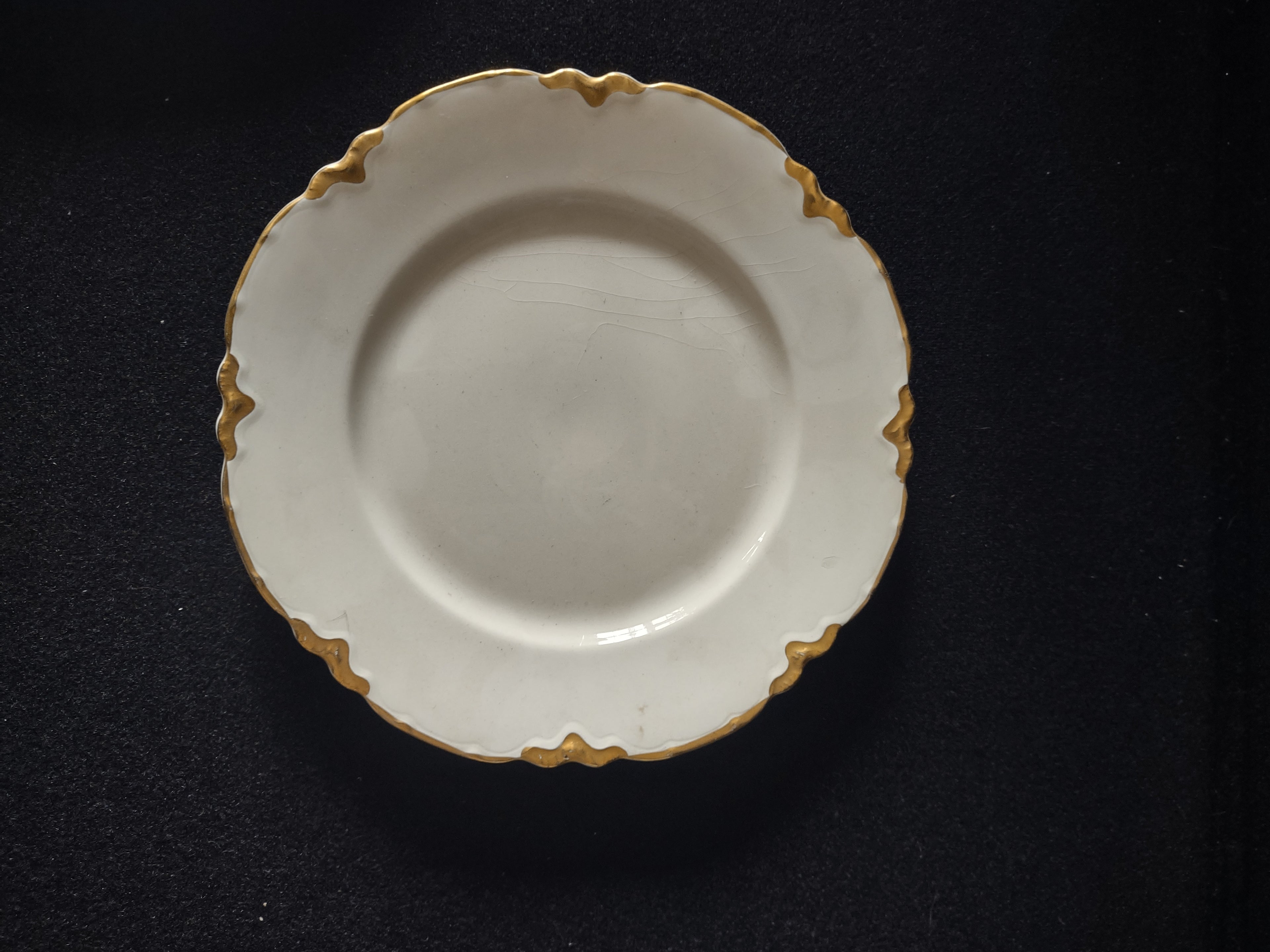 Vintage Johnson Brothers Dessert Plate Gold Trim x 3 Heavy CRAZING (Lot 5644)