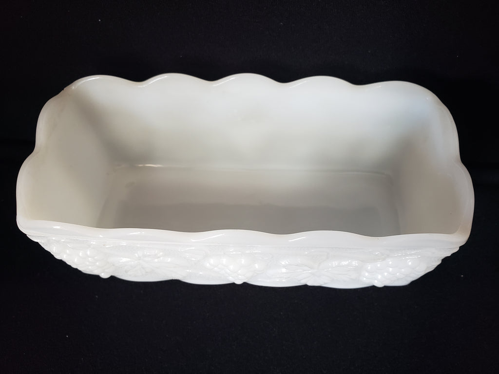 Vintage Anchor Hocking Milk Glass Planter Grape Pattern Rectangle (lot 2217)