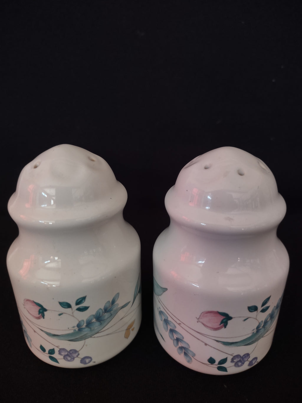 Vintage Pfaltzgraff Salt Pepper Shakers April Pattern Spring Flowers (Lot 5021)