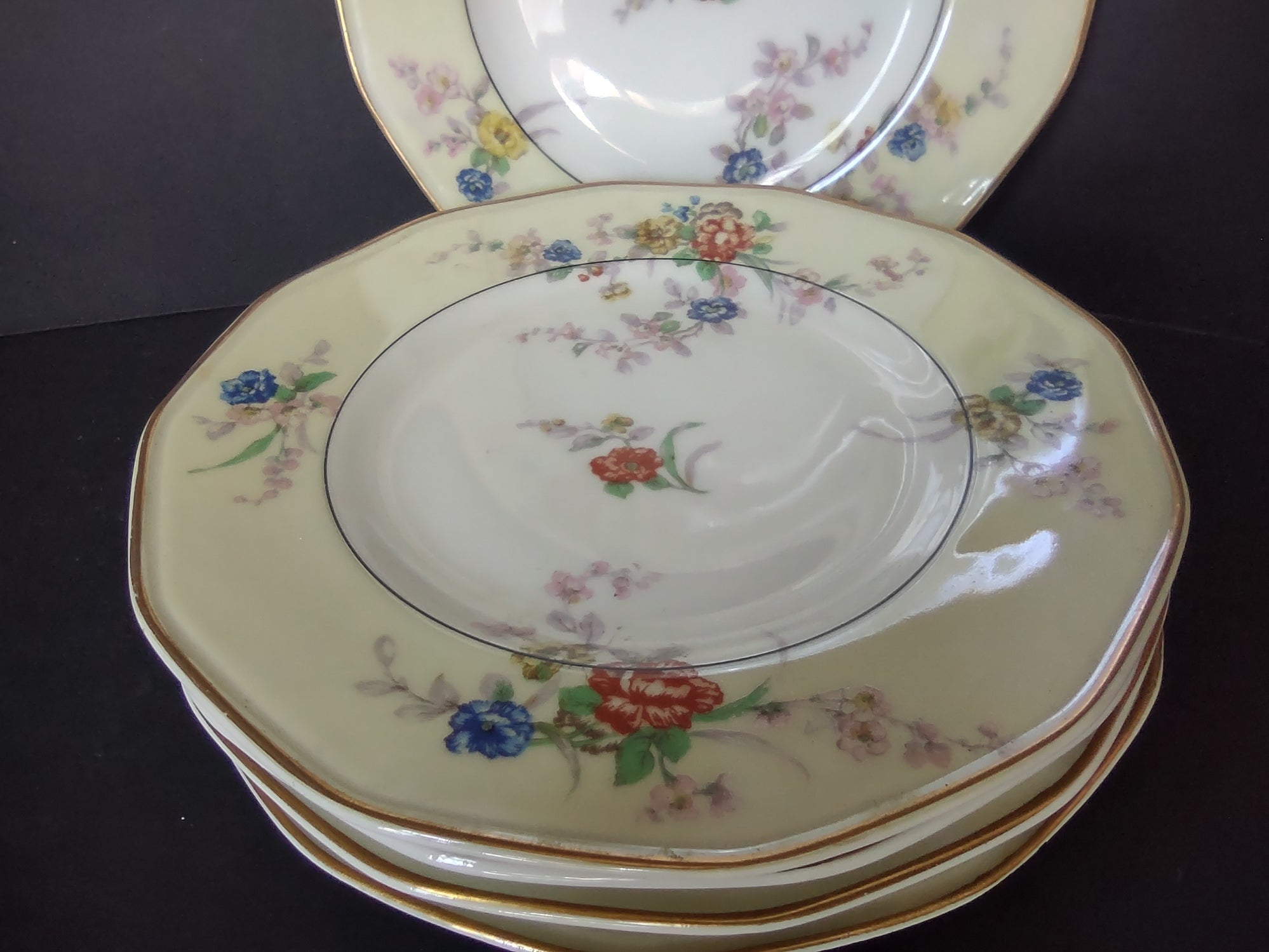 Haviland Limoges 8 x Dessert Salad Yellow Jewel Plate (lot 831)