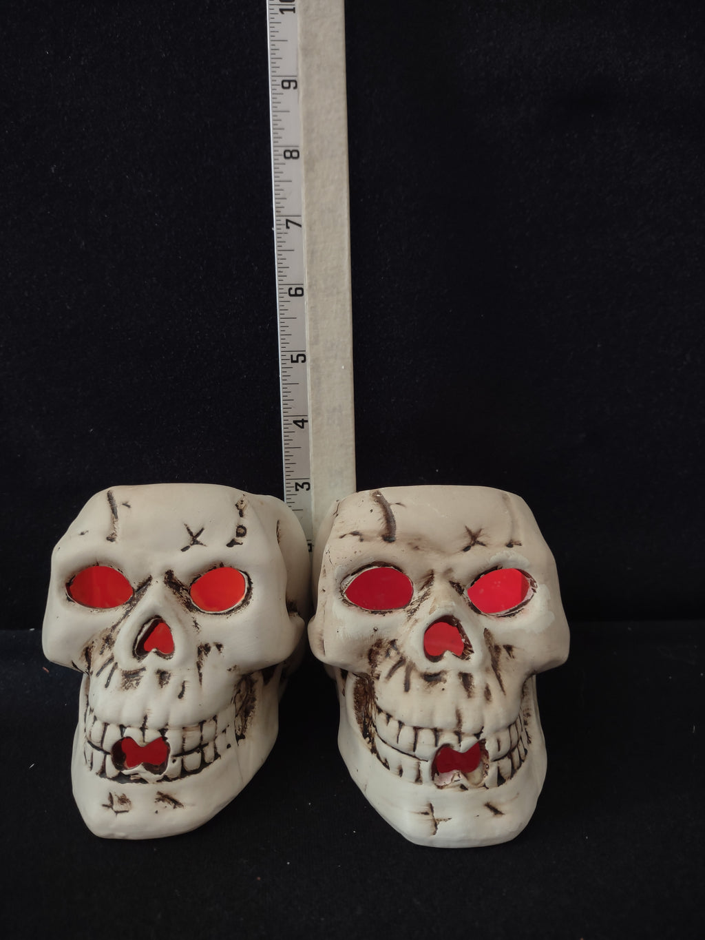 Halloween 4" Skull Candle Holder Set of 2 (Lot 3173)