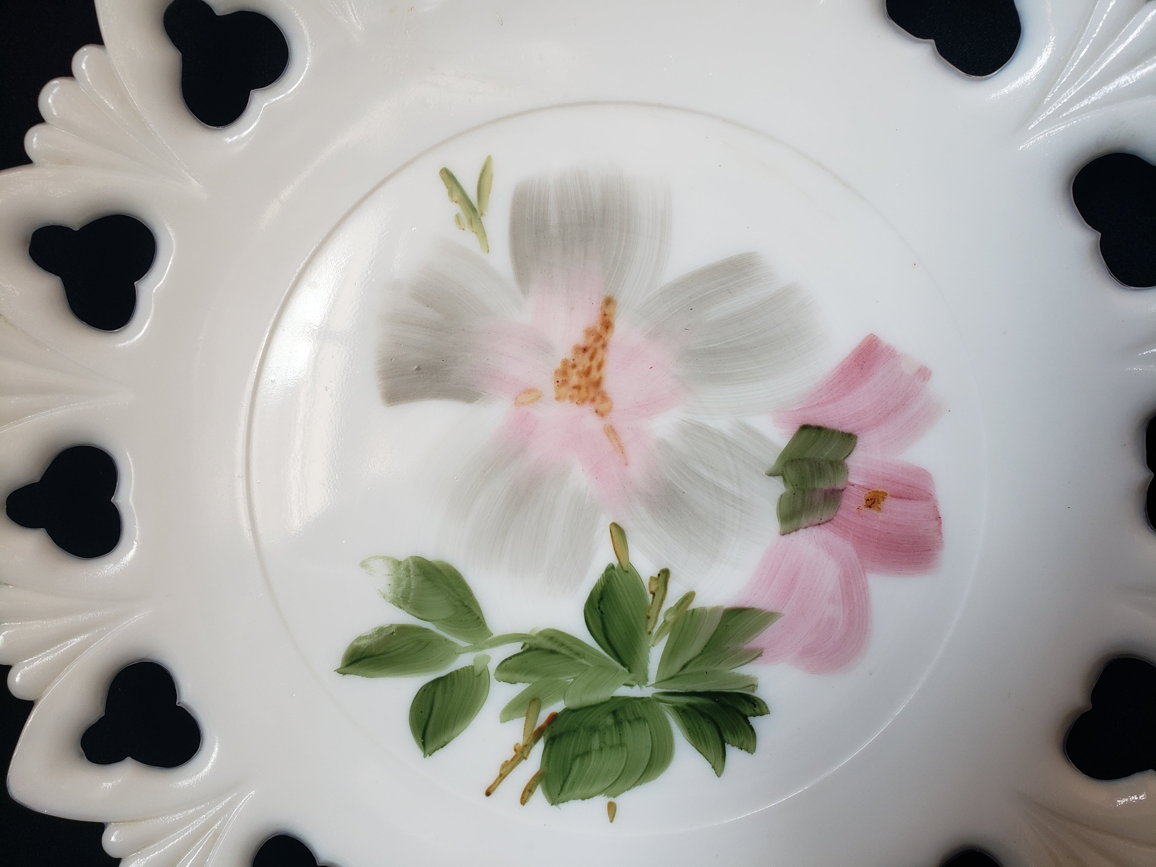 Vintage Kemple Pink Flower Motif Milk Glass Wall Plate (lot 2191)