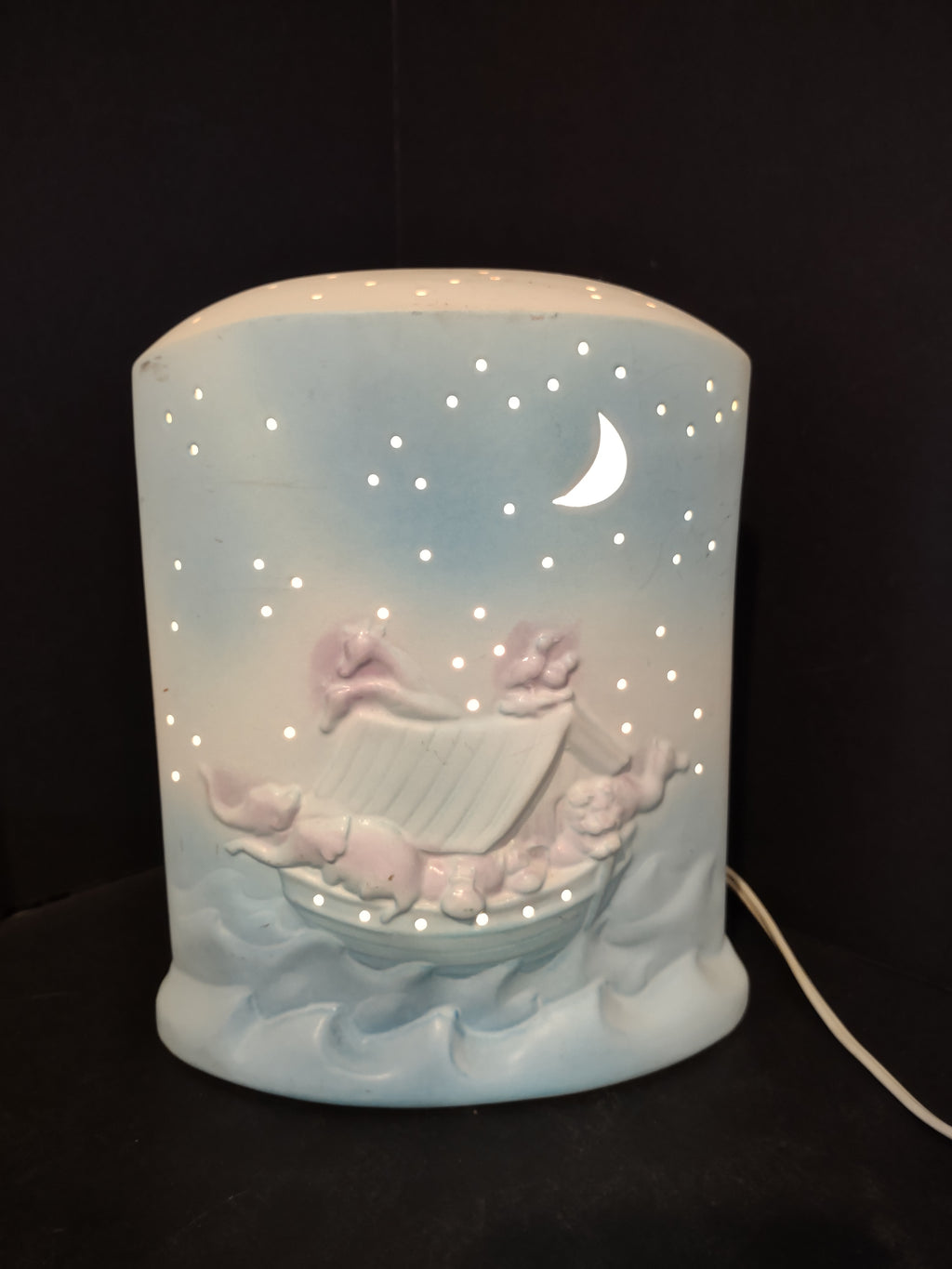 Vintage Starry Nights Lamp Noah's Arch Makes Ceiling like Night Sky (lot 5353)