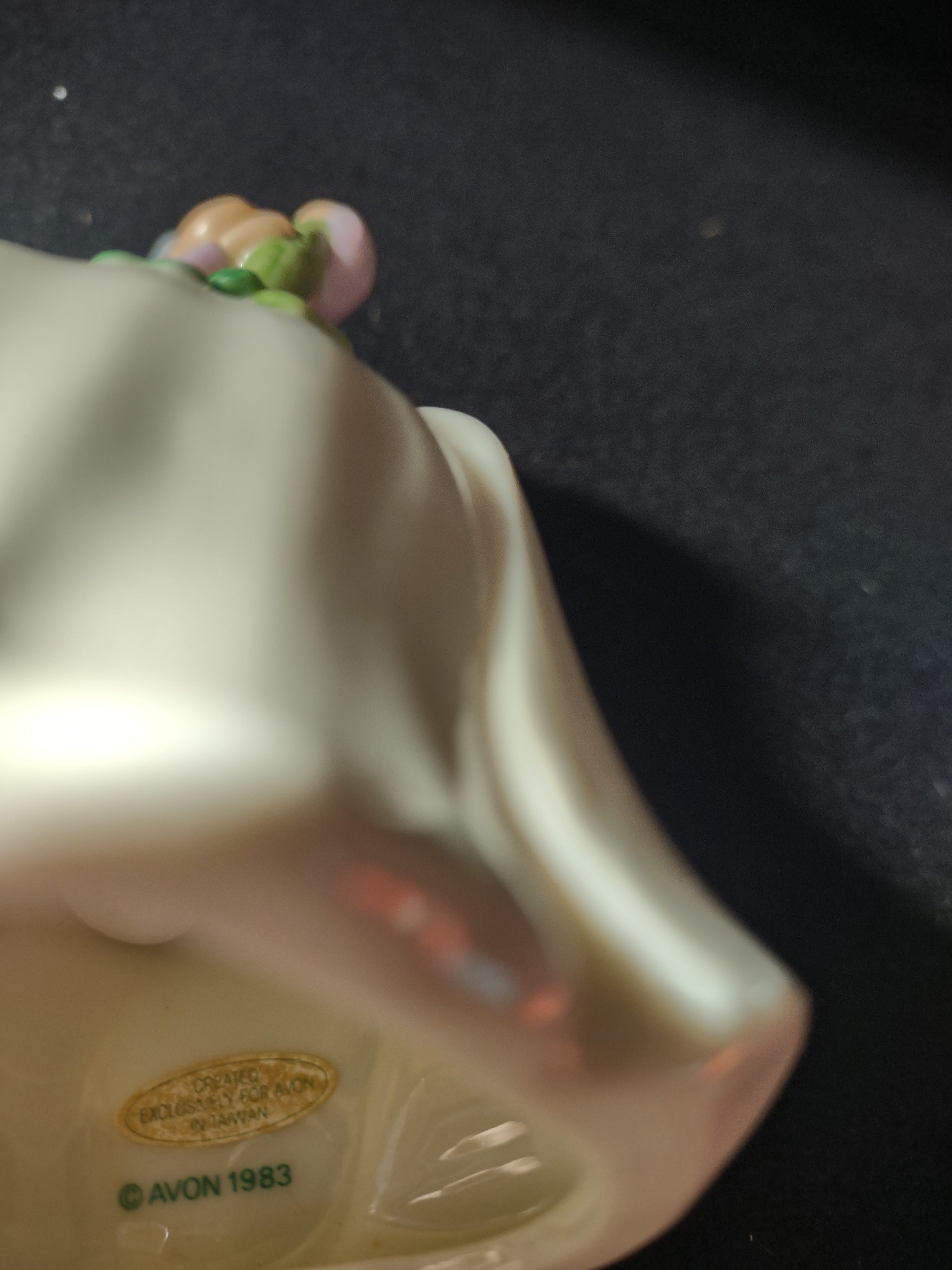 Vintage 1983 Avon Good Luck Bell Legend Of The Leprechaun Series (Lot 5141)