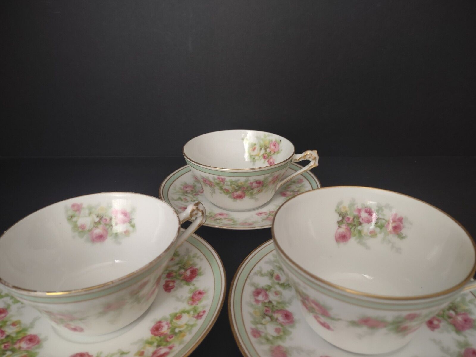 Coronet Limoges France 3 x Tea Cup Mint Band Gold Trim Pink Rose (lot 548)