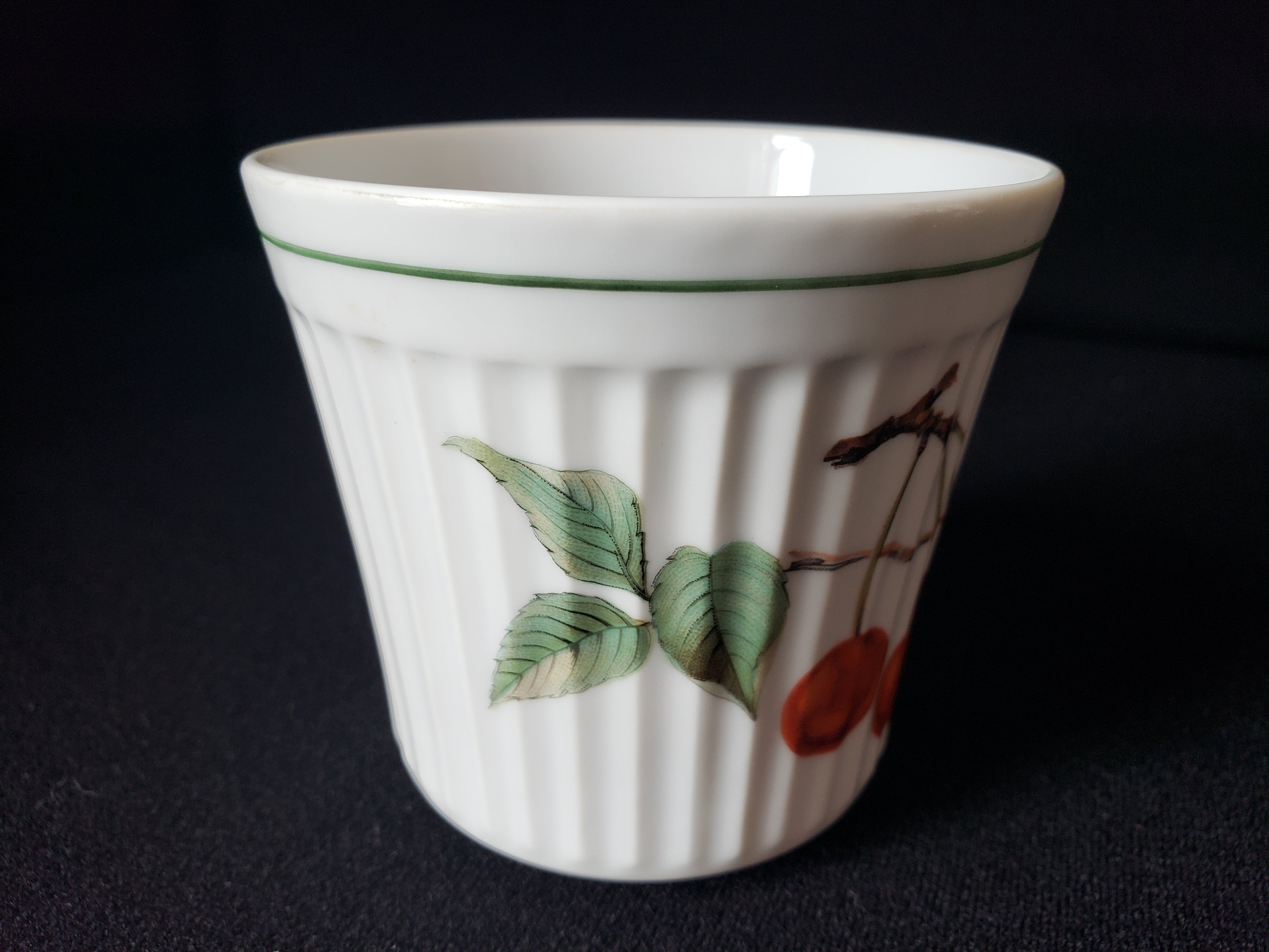 Vintage Royal Worcester Shelton Orchard Tea Cup ONLY (lot 2059)
