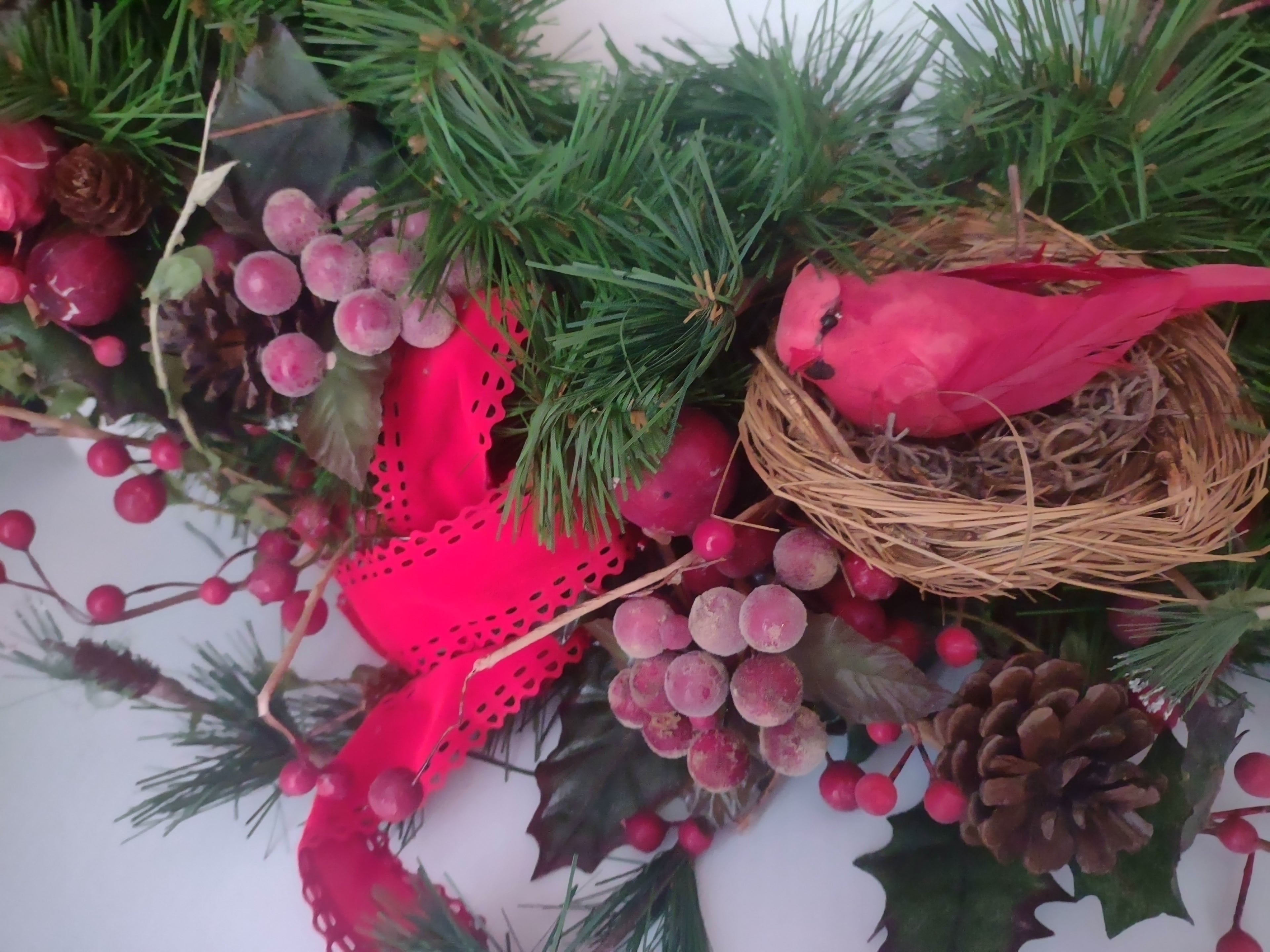 Vintage Christmas Wreath Red Birds Berries 19" (lot 1213)