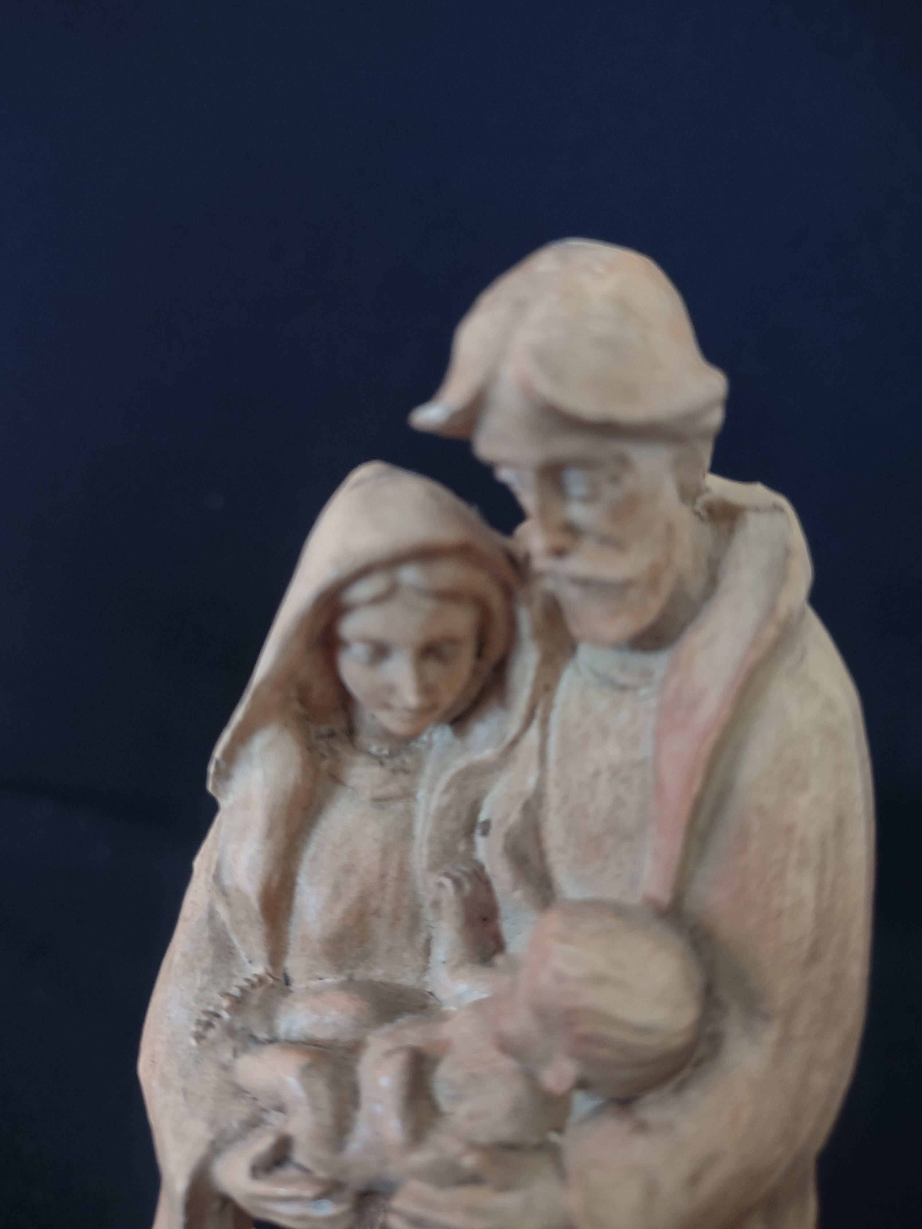 Vintage Christmas Small Nativity Wood Look Carving Mary Joseph Baby (Lot 4555)