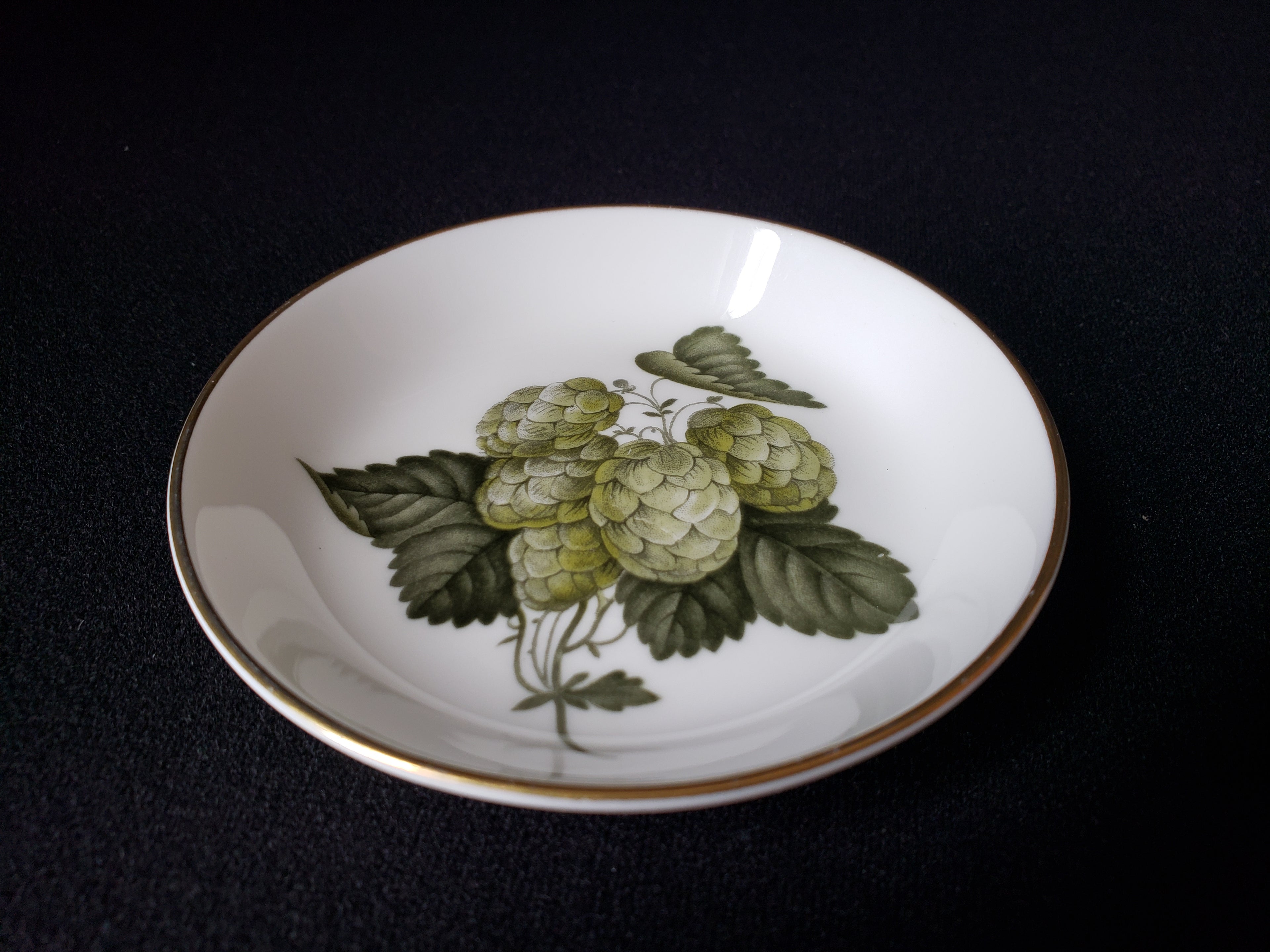 Vintage Royal Worcester Hop Mathon Small Dish 3-7/8" (lot 2089)