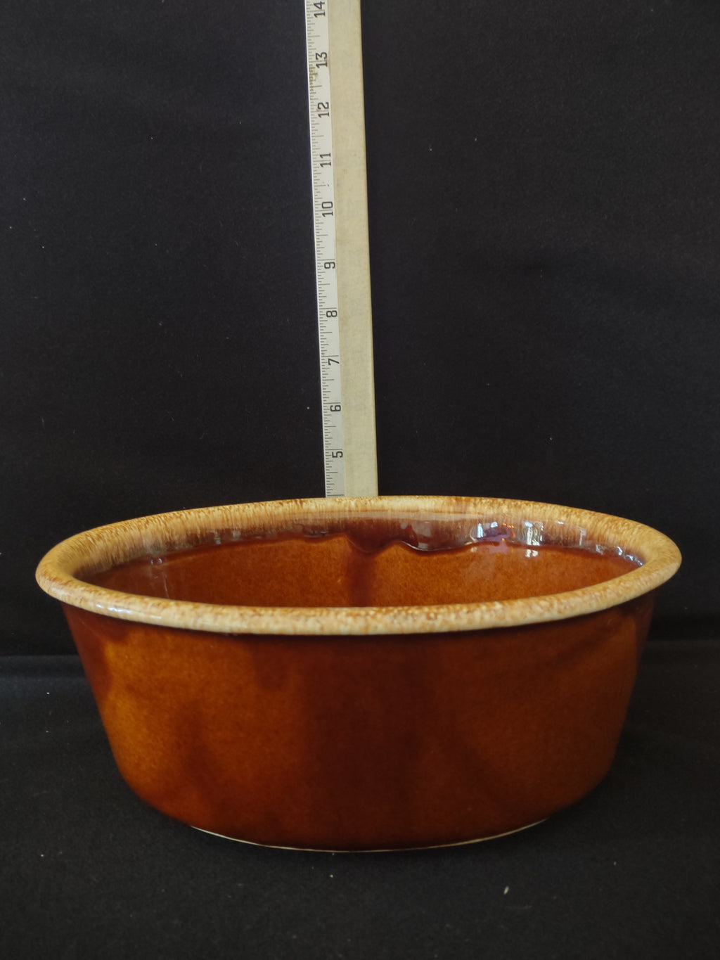Vintage Hull Pottery Brown Drip Glaze Casserole Dish (Lot 3271)