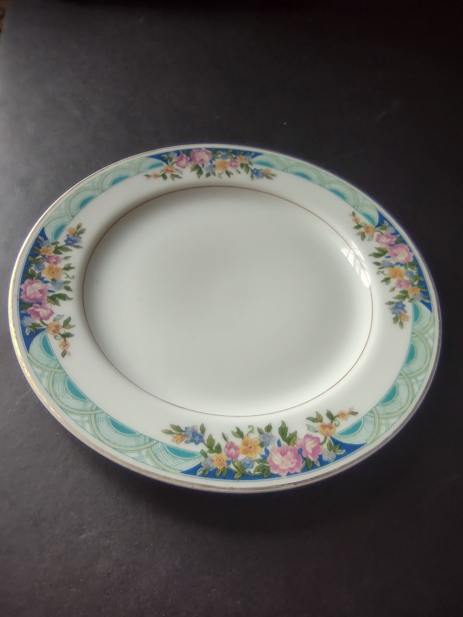 Haviland Limoges Massachusetts Dessert/Salad Plate Blue Floral (lot 933)