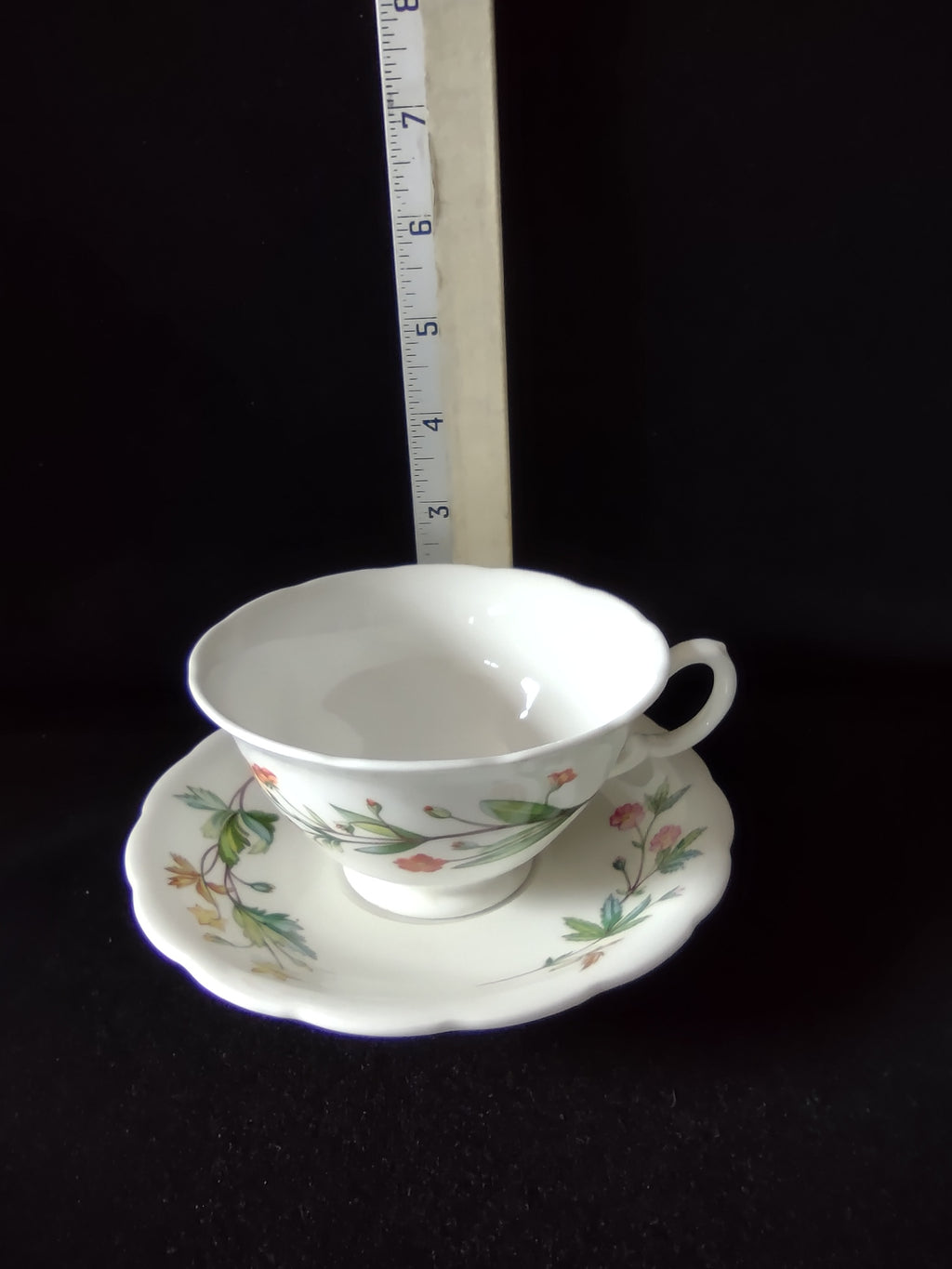 Vintage Minton Meadow Teacup Saucer Bone China Floral Scalloped (Lot 5508)