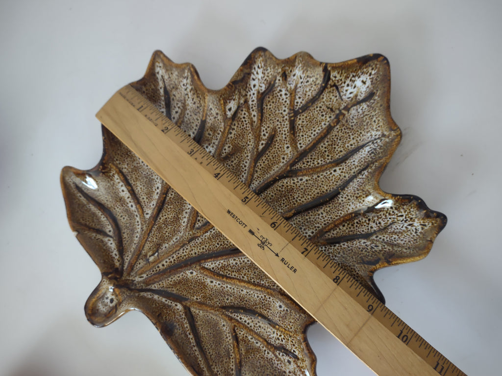 Halloween Fall Pumpkin Leaf Purple Brown Ceramic Decor Plate (lot 1188)