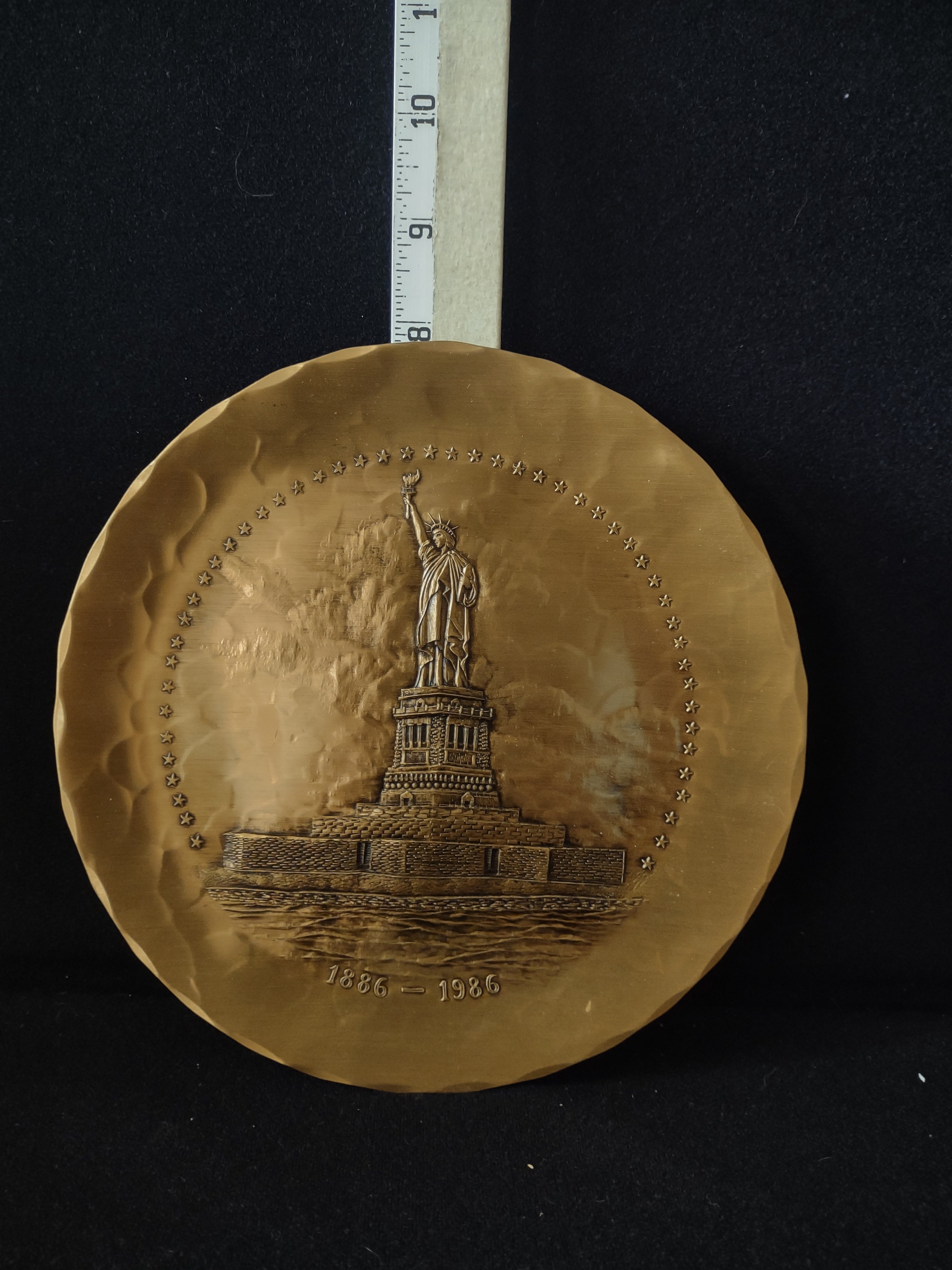 Vintage Plate Statue of Liberty Bronze Hammered Wendell August Forge (Lot 5723t)