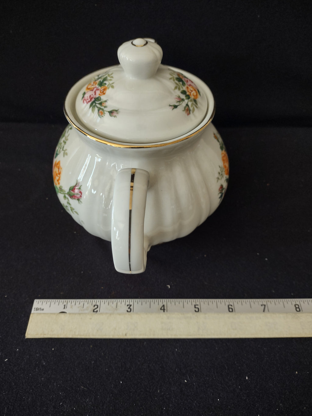 Vintage Robinson Design Group Floral Teapot Gold Trim Made In Japan (Lot 3783)