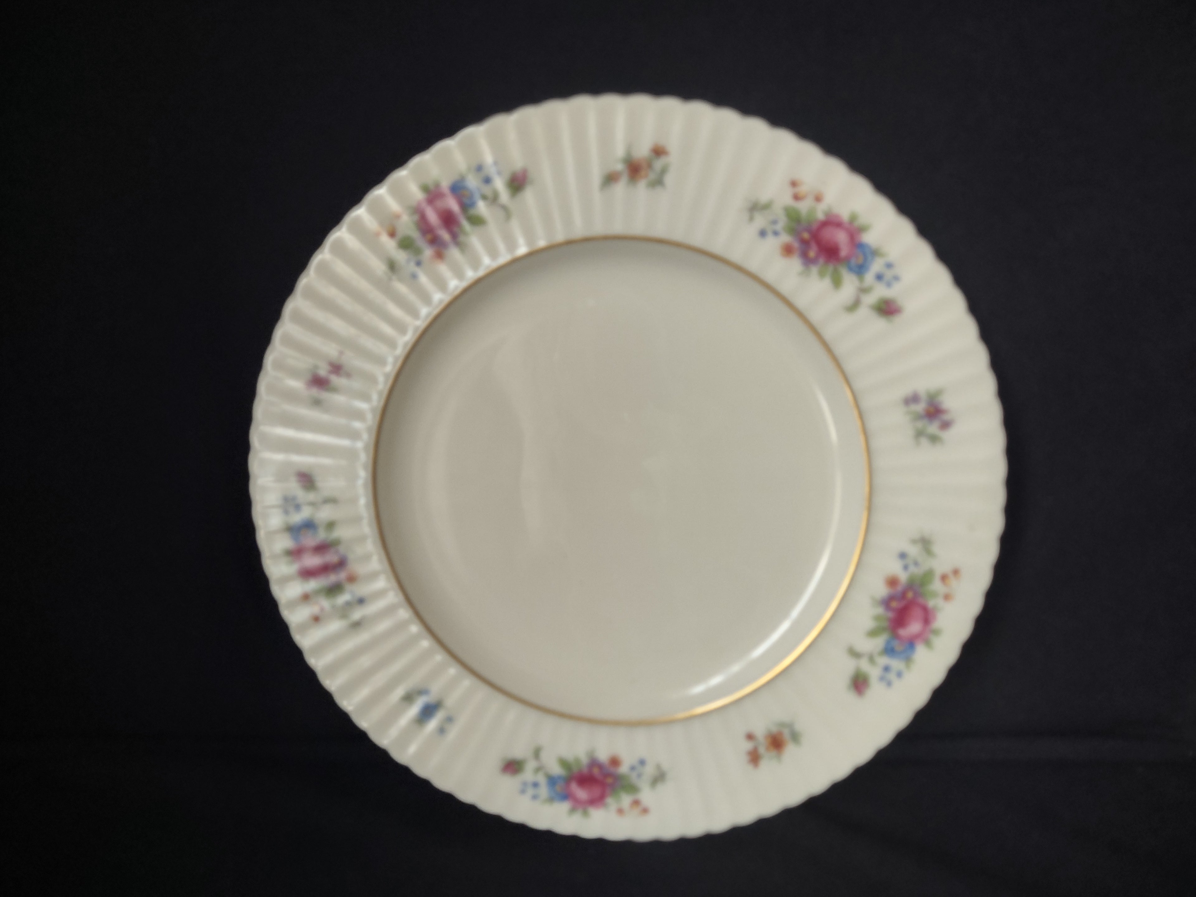 Vintage Lenox Pavlova Dinner Plate 10-3/4" (lot 1846)