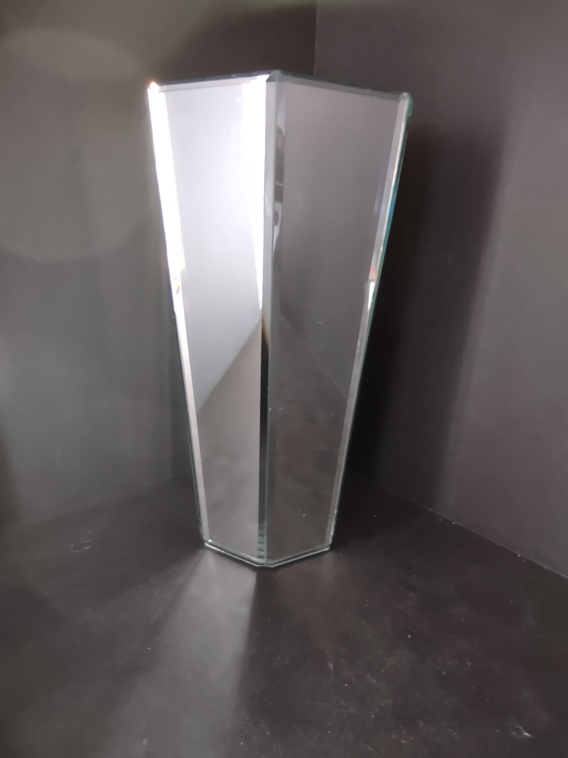 Vintage Home Interiors Mirror Vase (lot 2646c)
