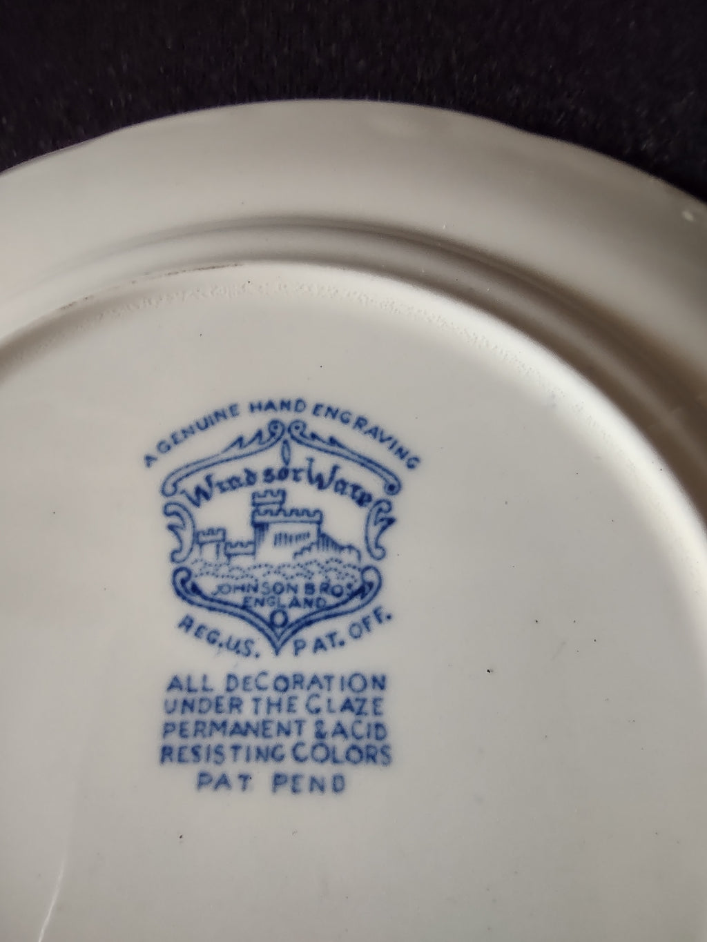 Vintage Johnson Bros Small Plate Windsor Ware Warwick Blue White x 3 (lot 5658)